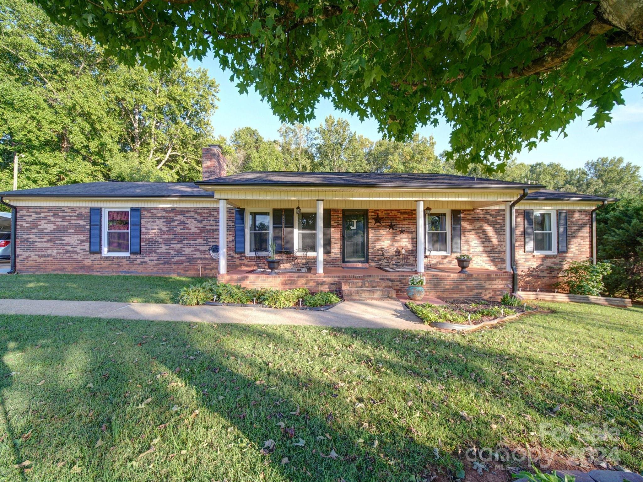 884 Kiser Road