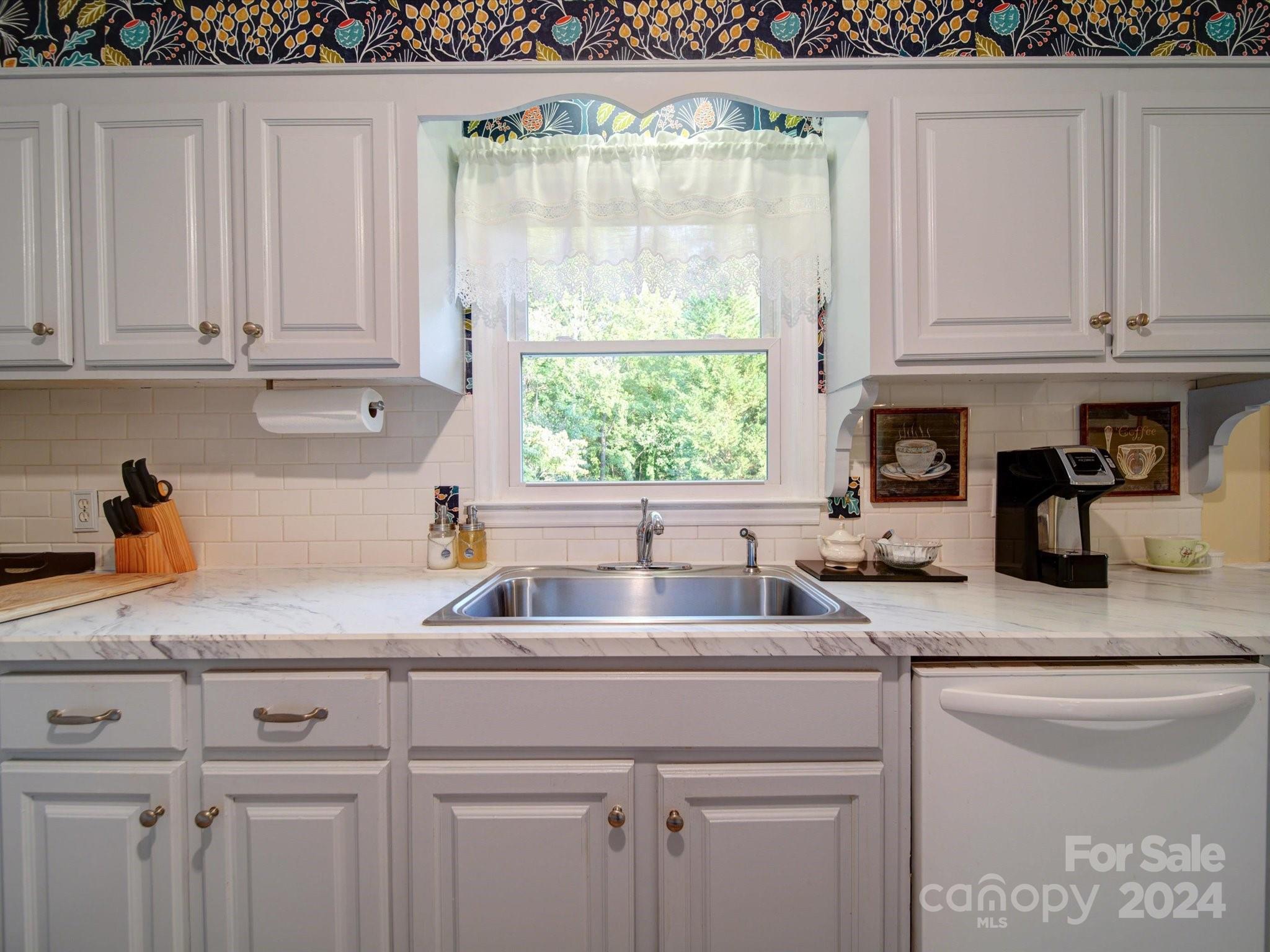 884 Kiser Road