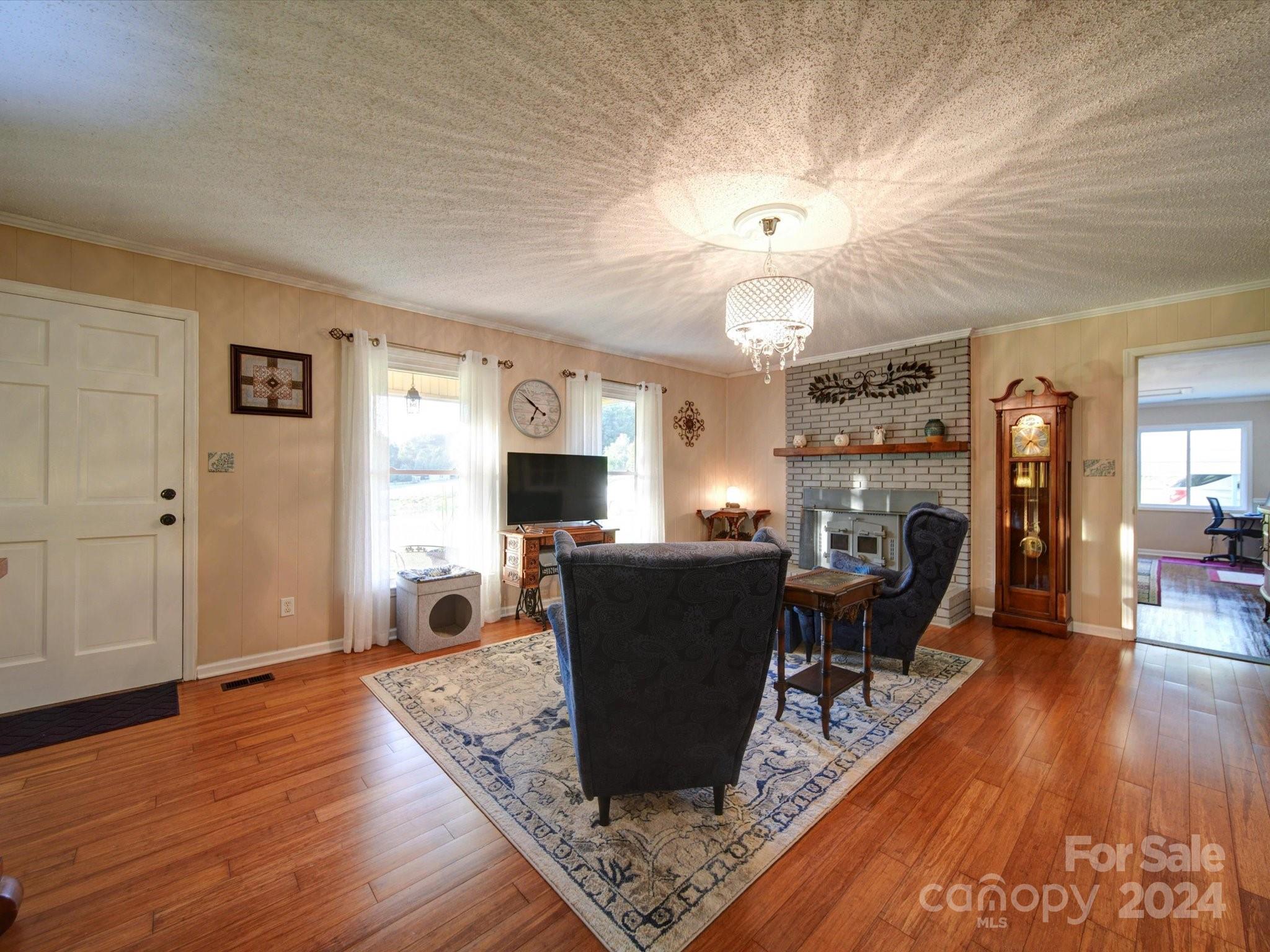884 Kiser Road