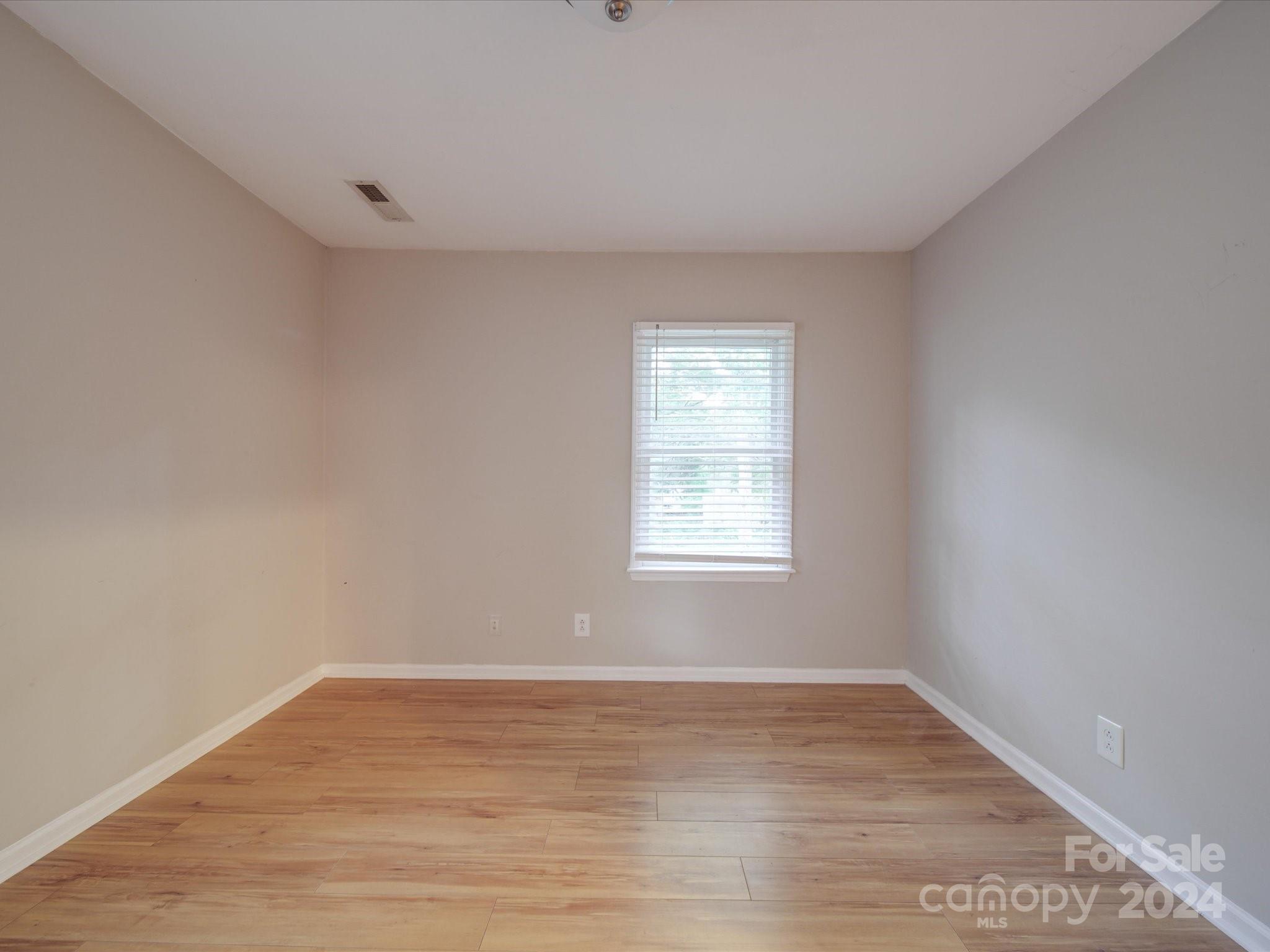 1211 Cloninger Avenue