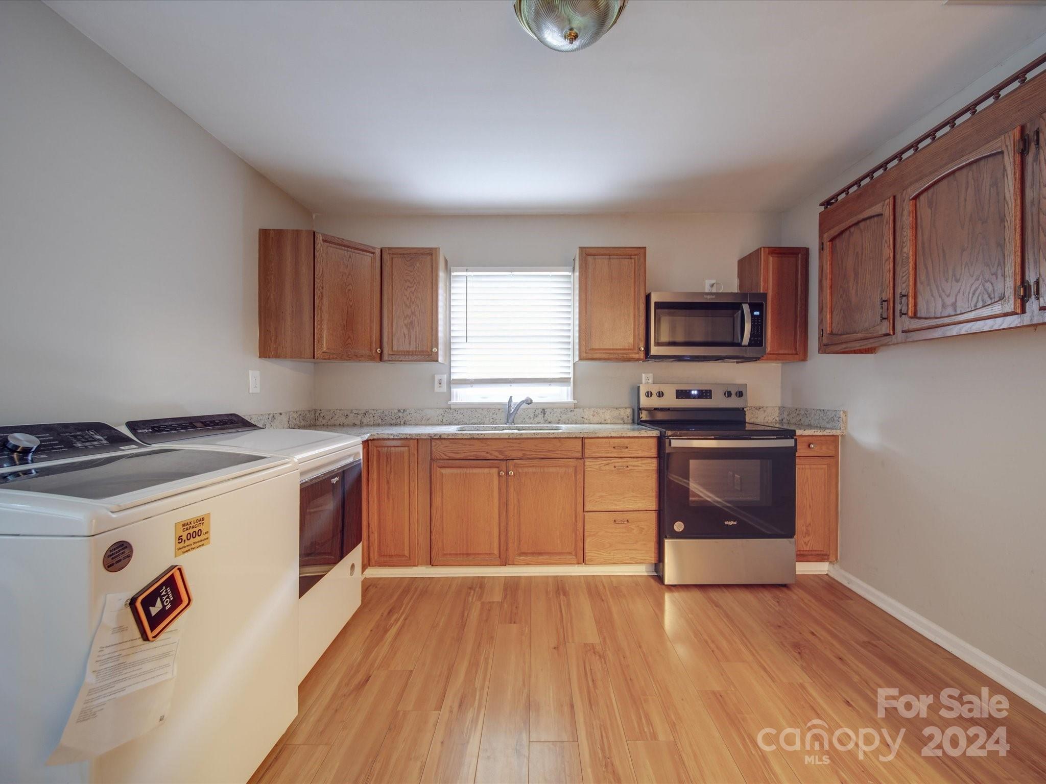 1211 Cloninger Avenue