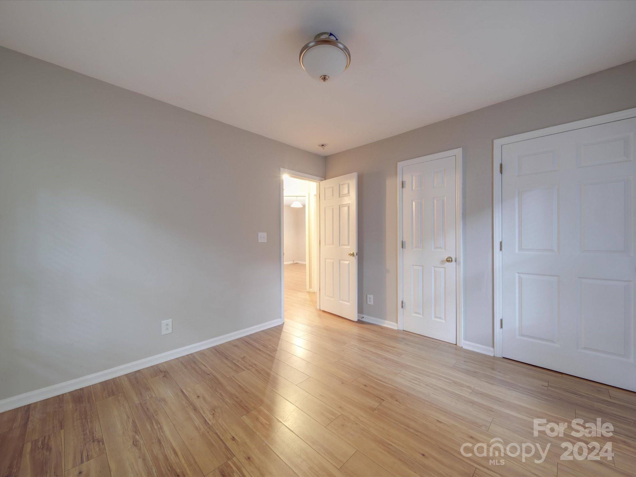1211 Cloninger Avenue