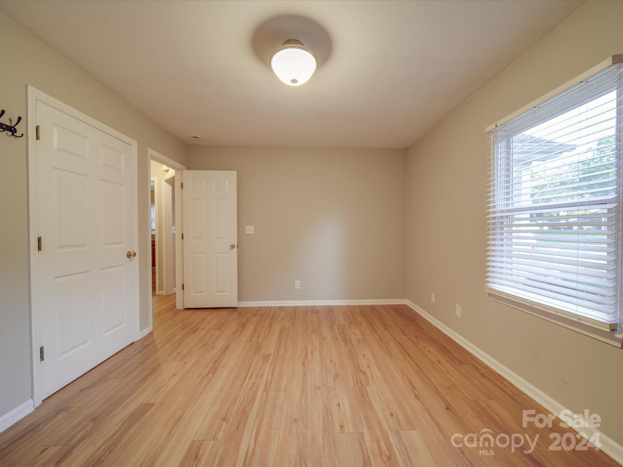 1211 Cloninger Avenue