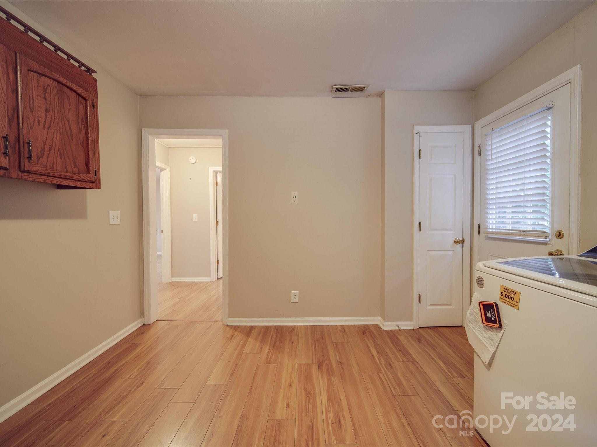 1211 Cloninger Avenue