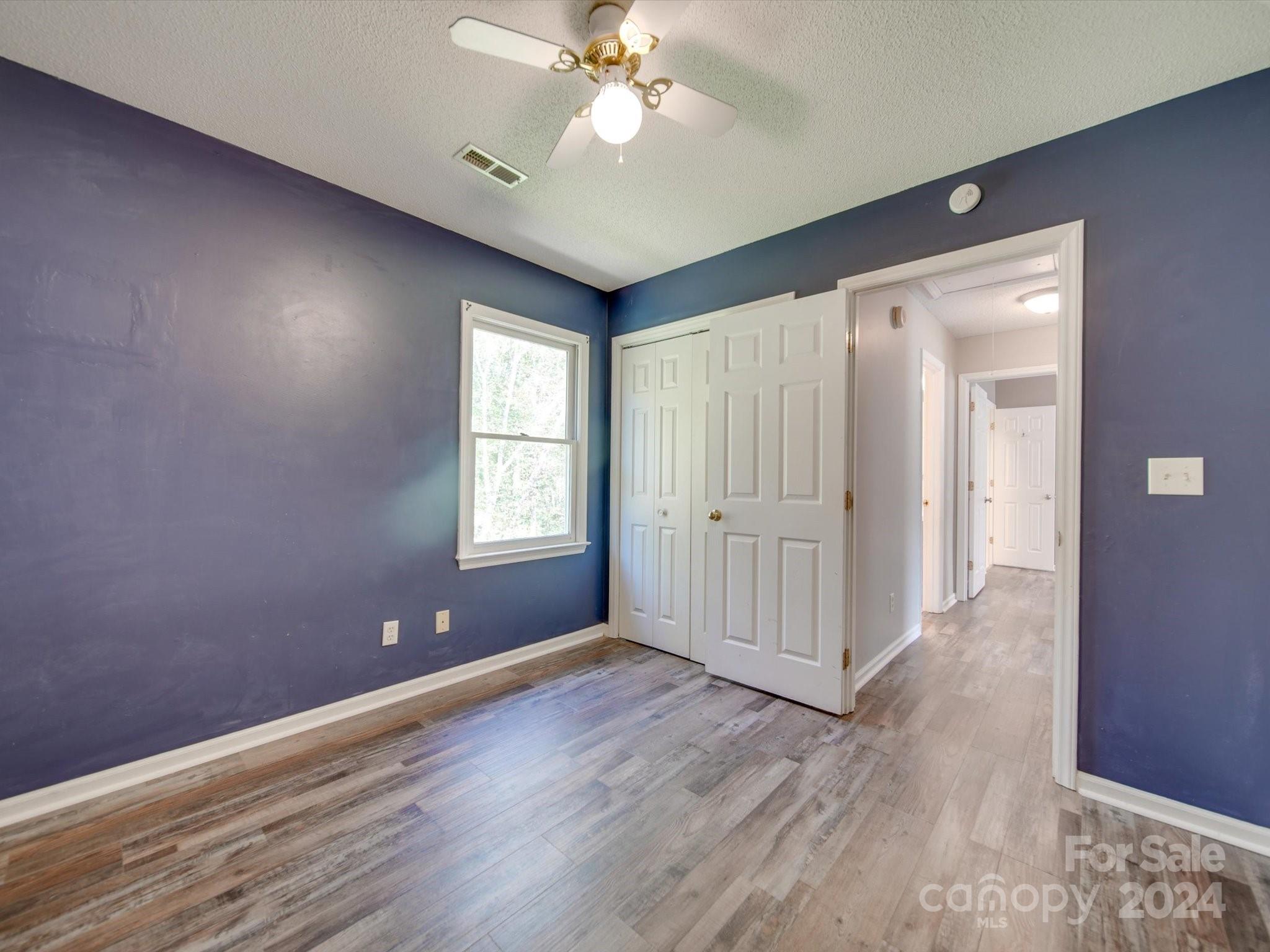 1942 Rhoden Court