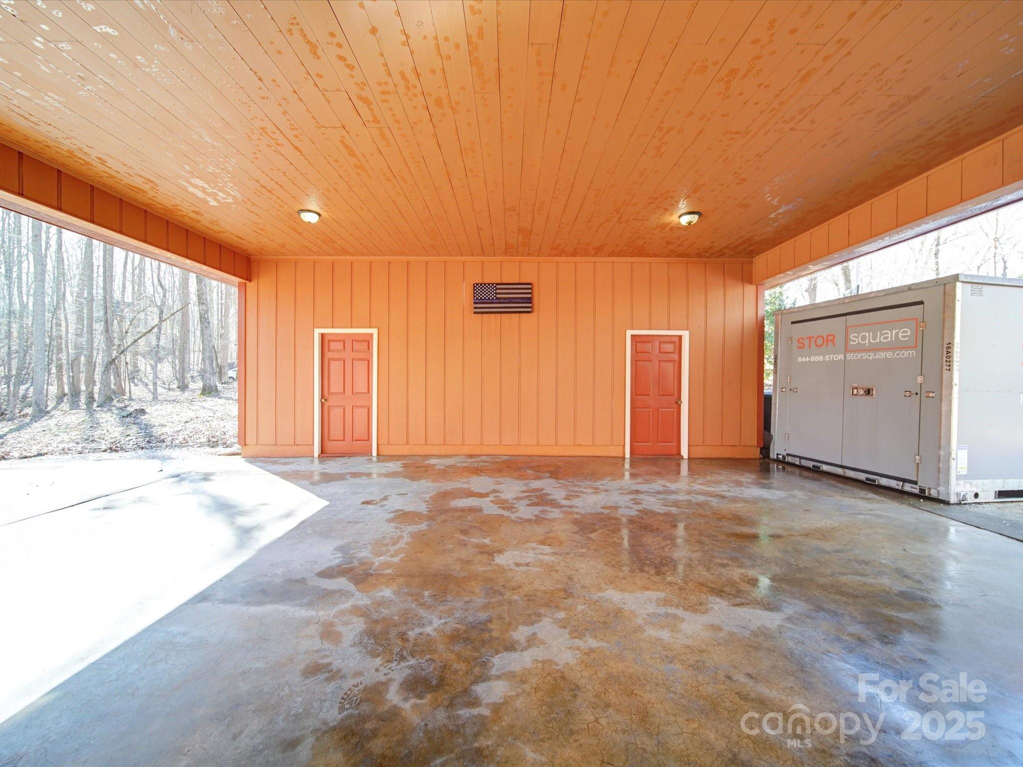 128 Fallingwood Circle