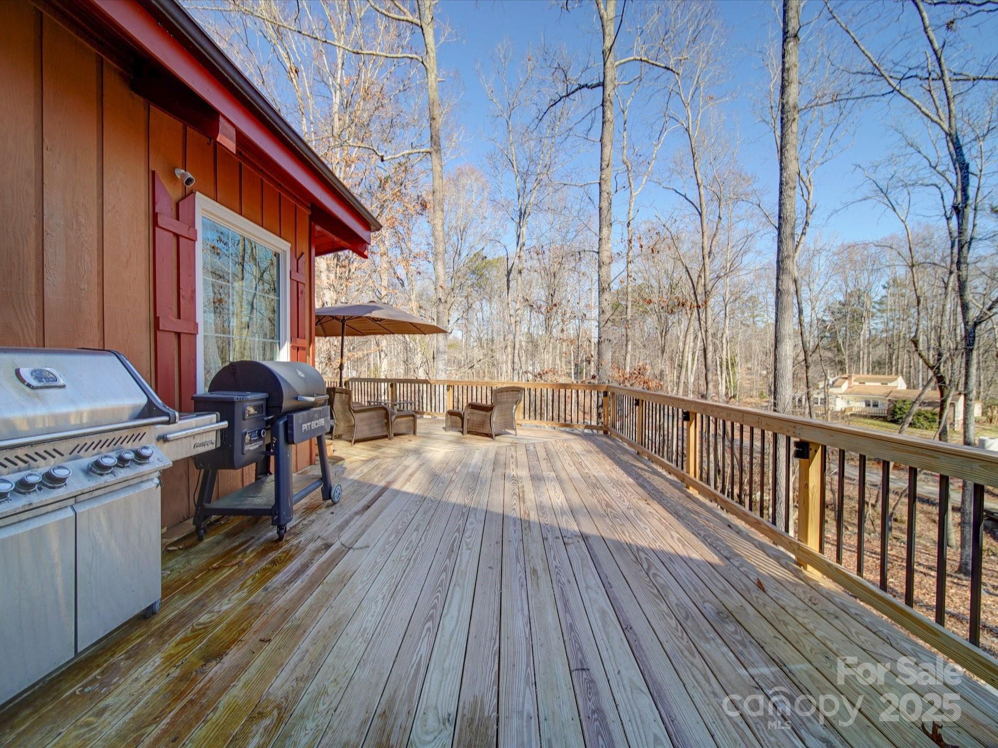 128 Fallingwood Circle