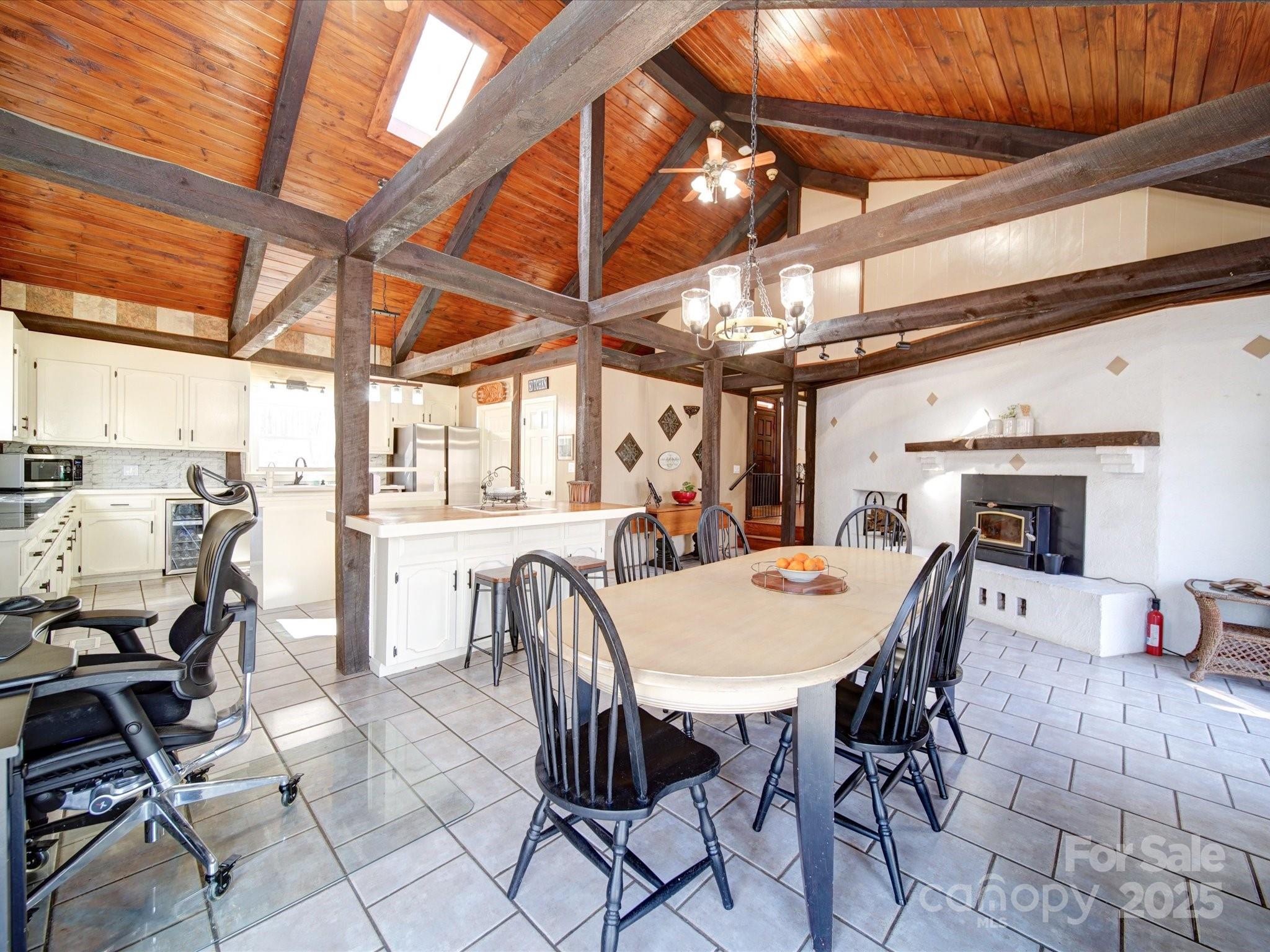 128 Fallingwood Circle