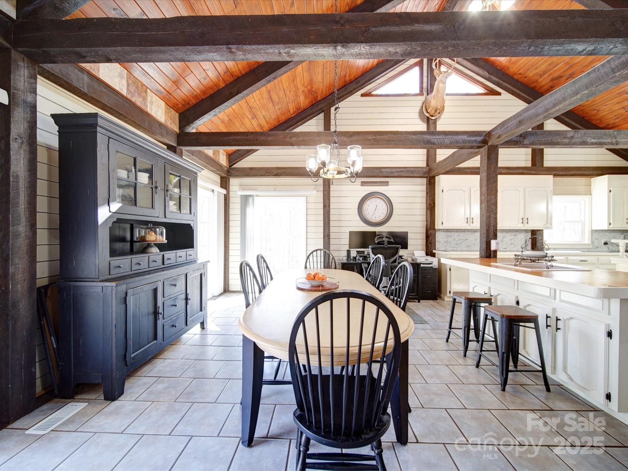 128 Fallingwood Circle