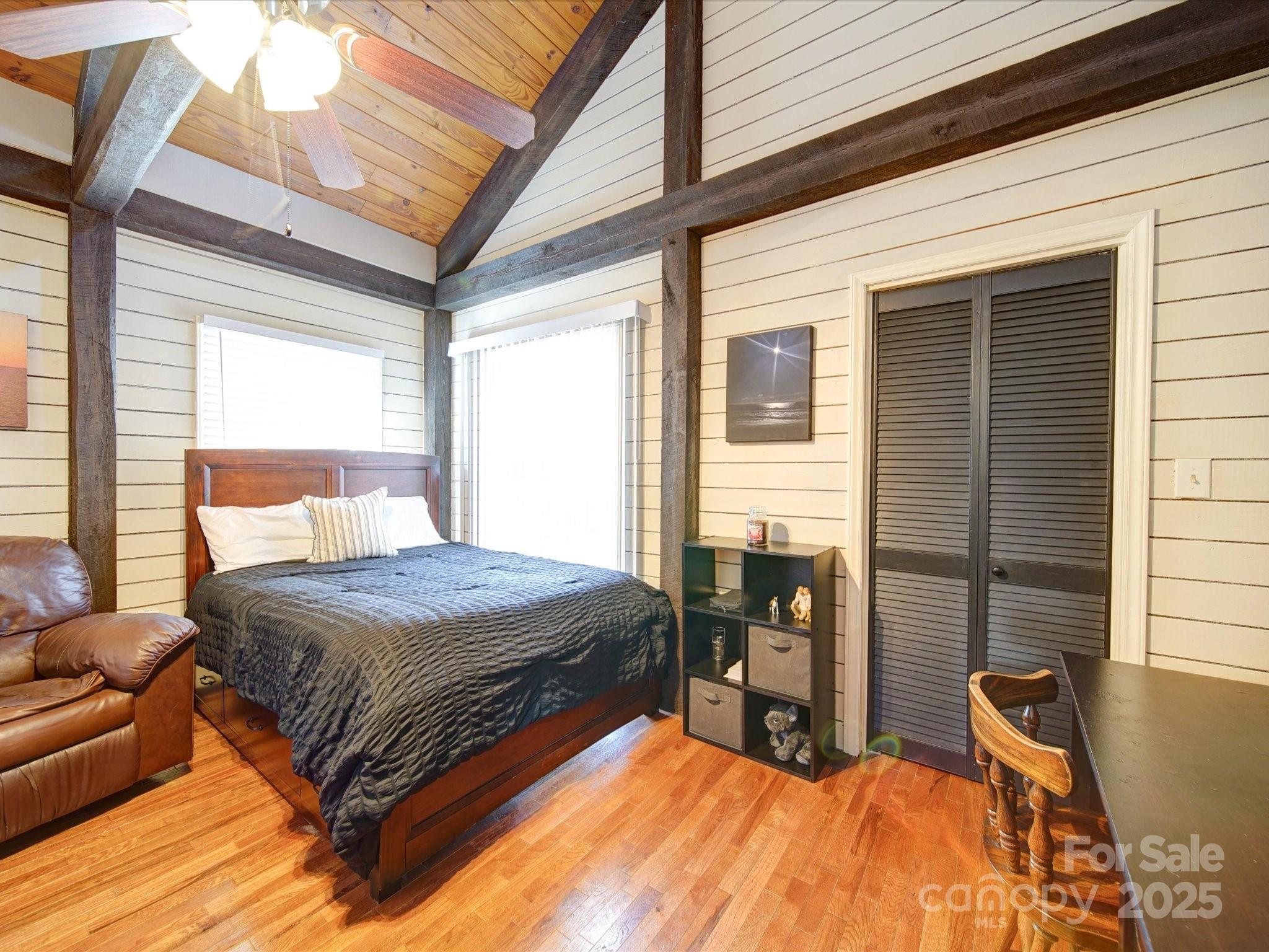 128 Fallingwood Circle