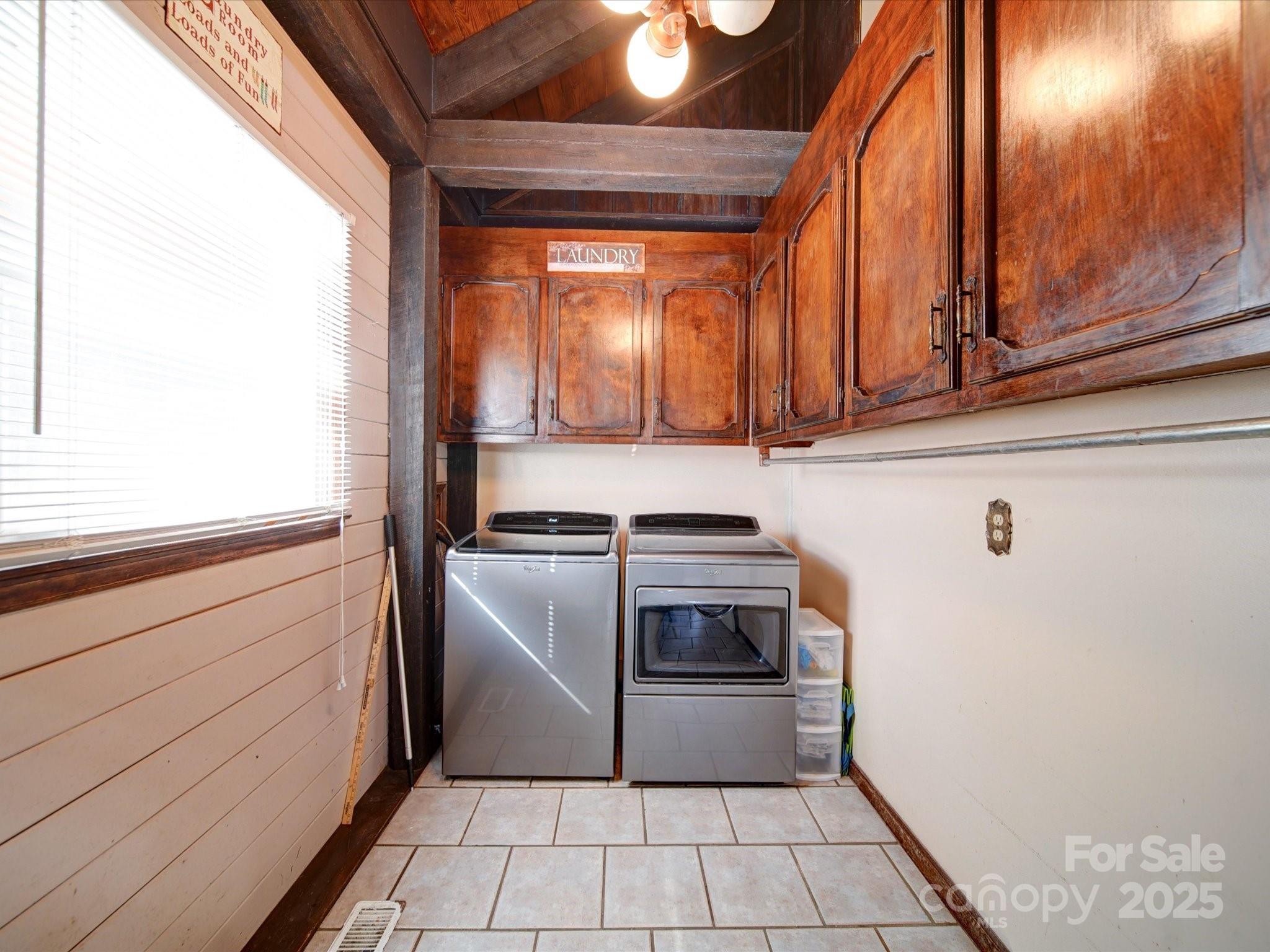 128 Fallingwood Circle