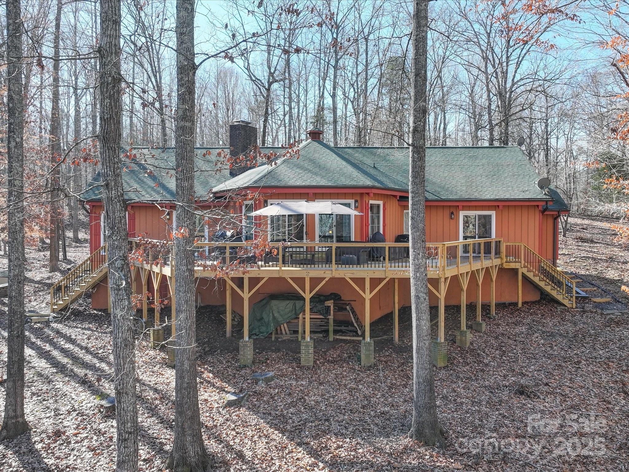 128 Fallingwood Circle