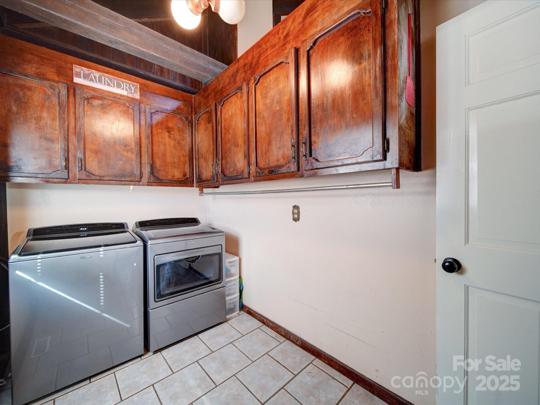 128 Fallingwood Circle