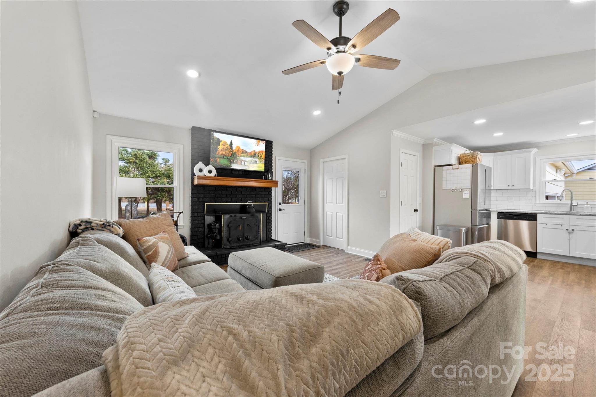 3521 Heather Lane