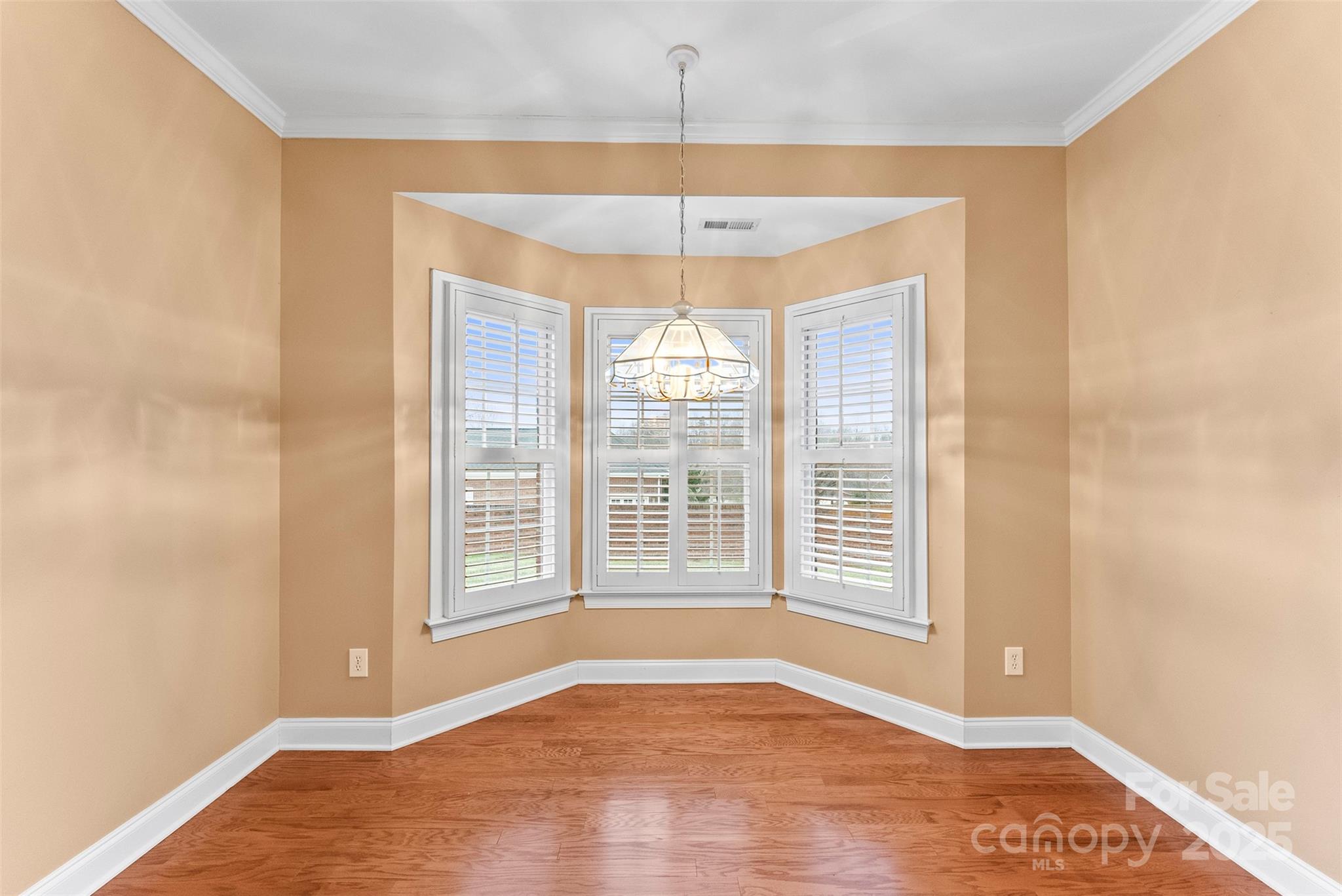 2323 Pinefield Court