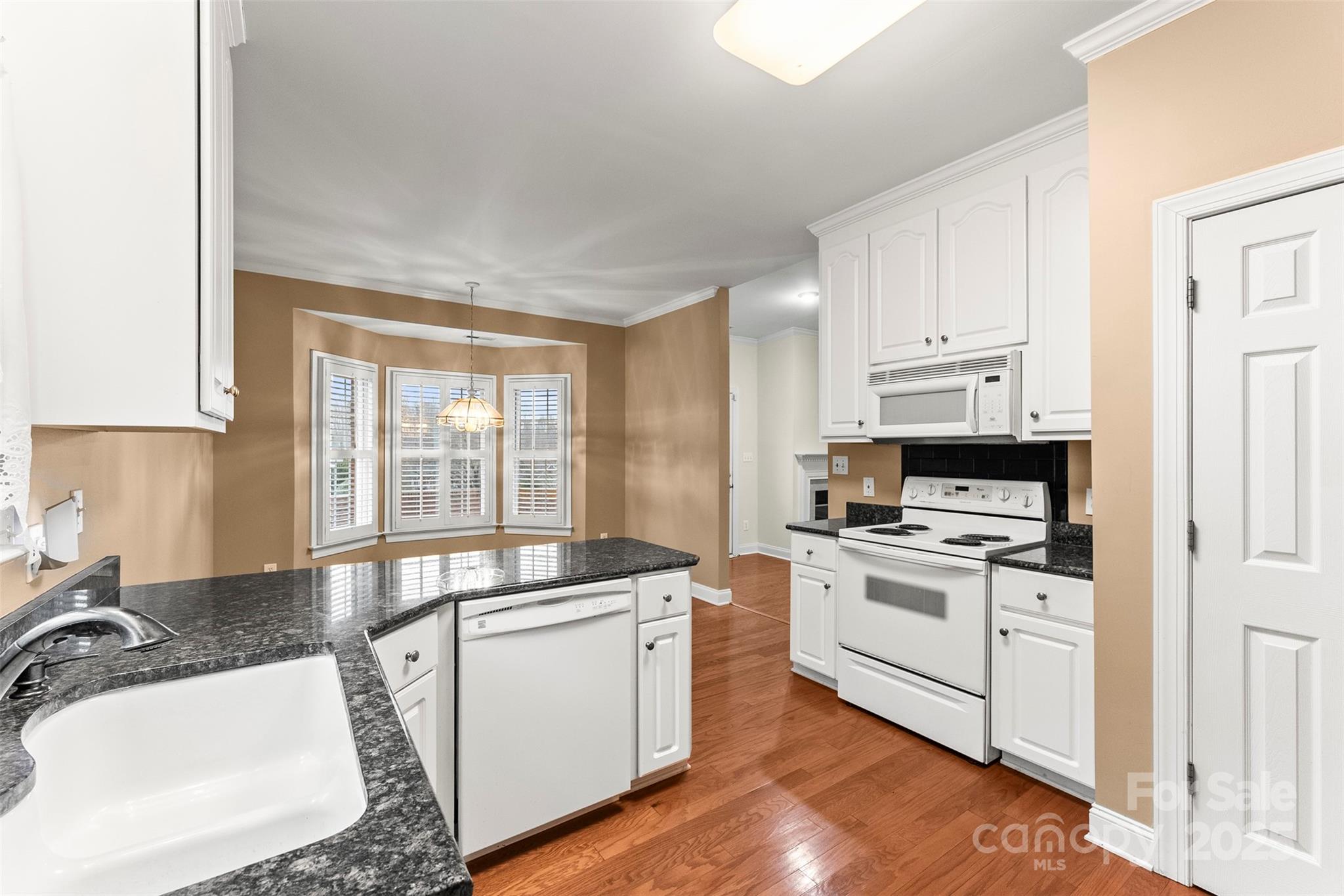 2323 Pinefield Court