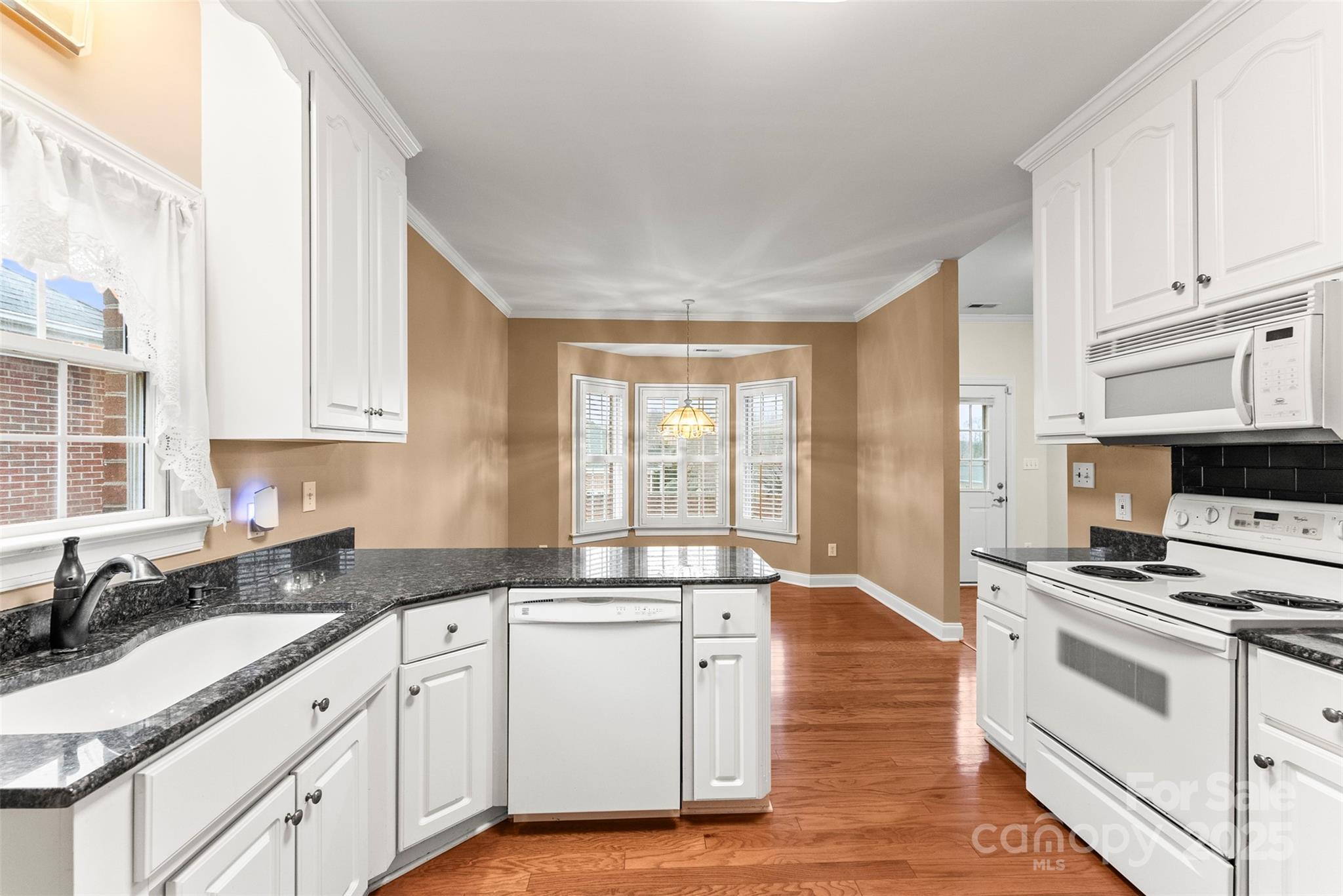 2323 Pinefield Court