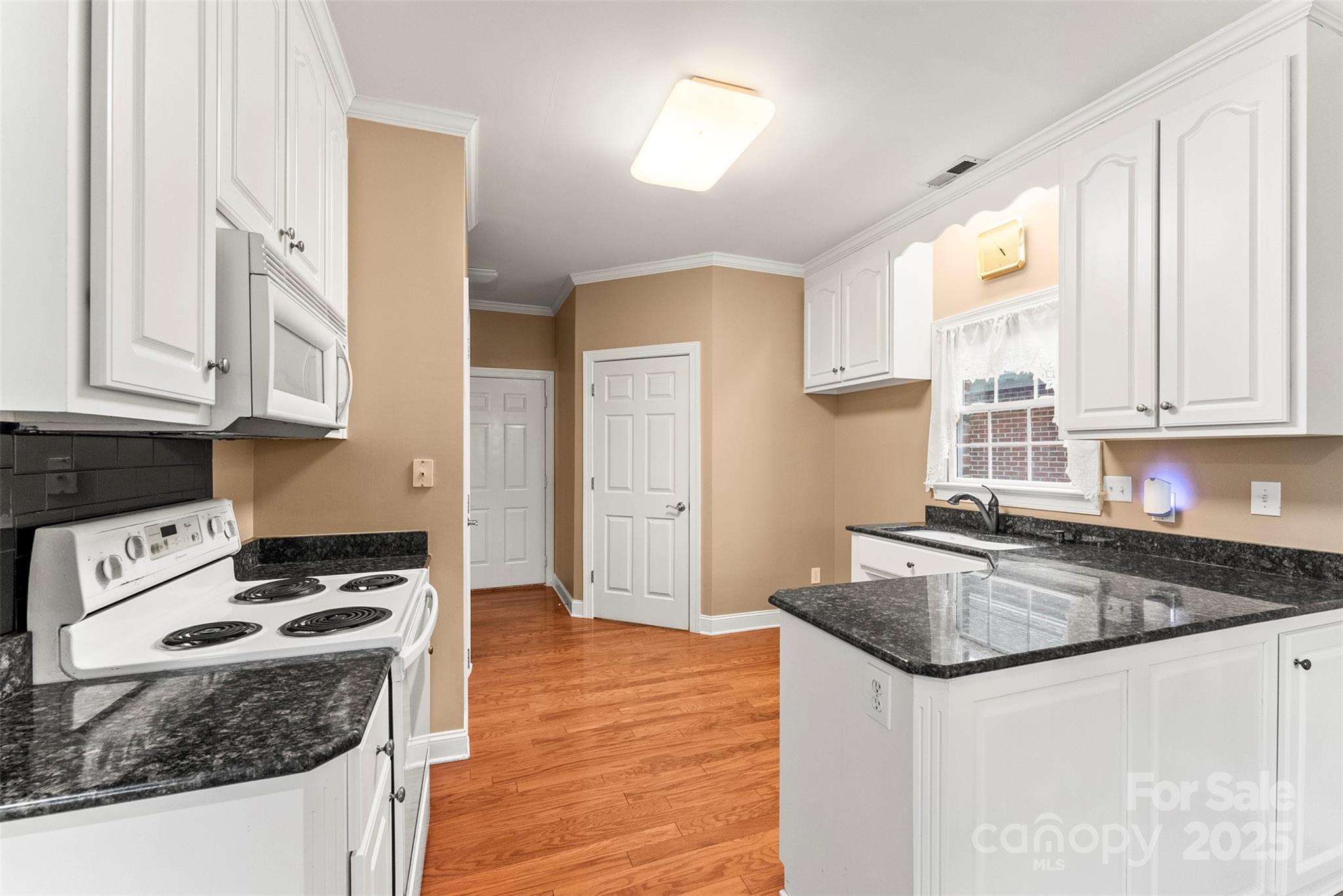2323 Pinefield Court