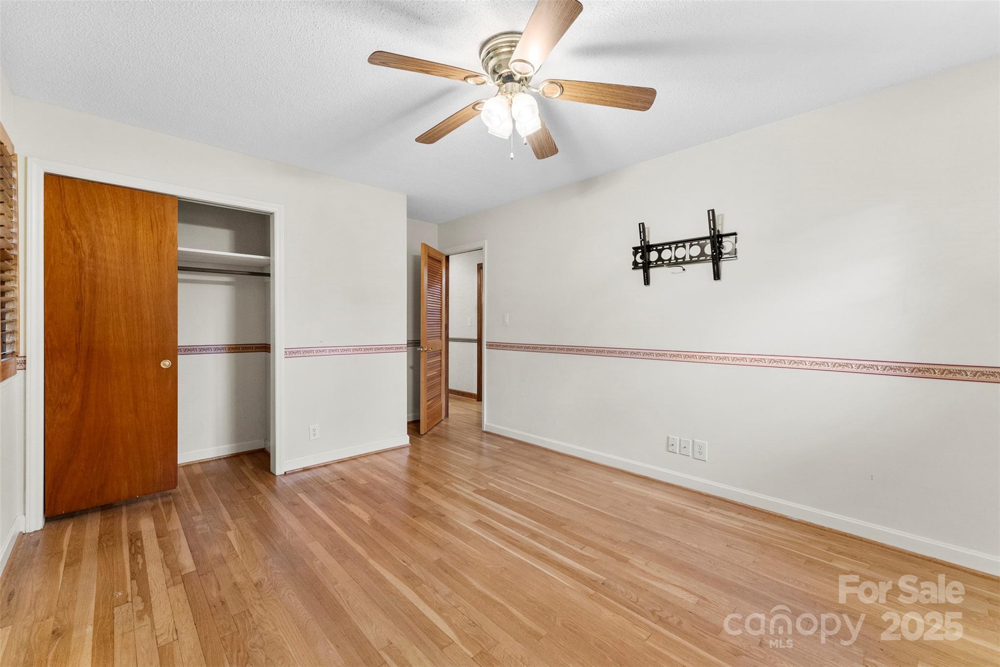 4107 Windwood Drive