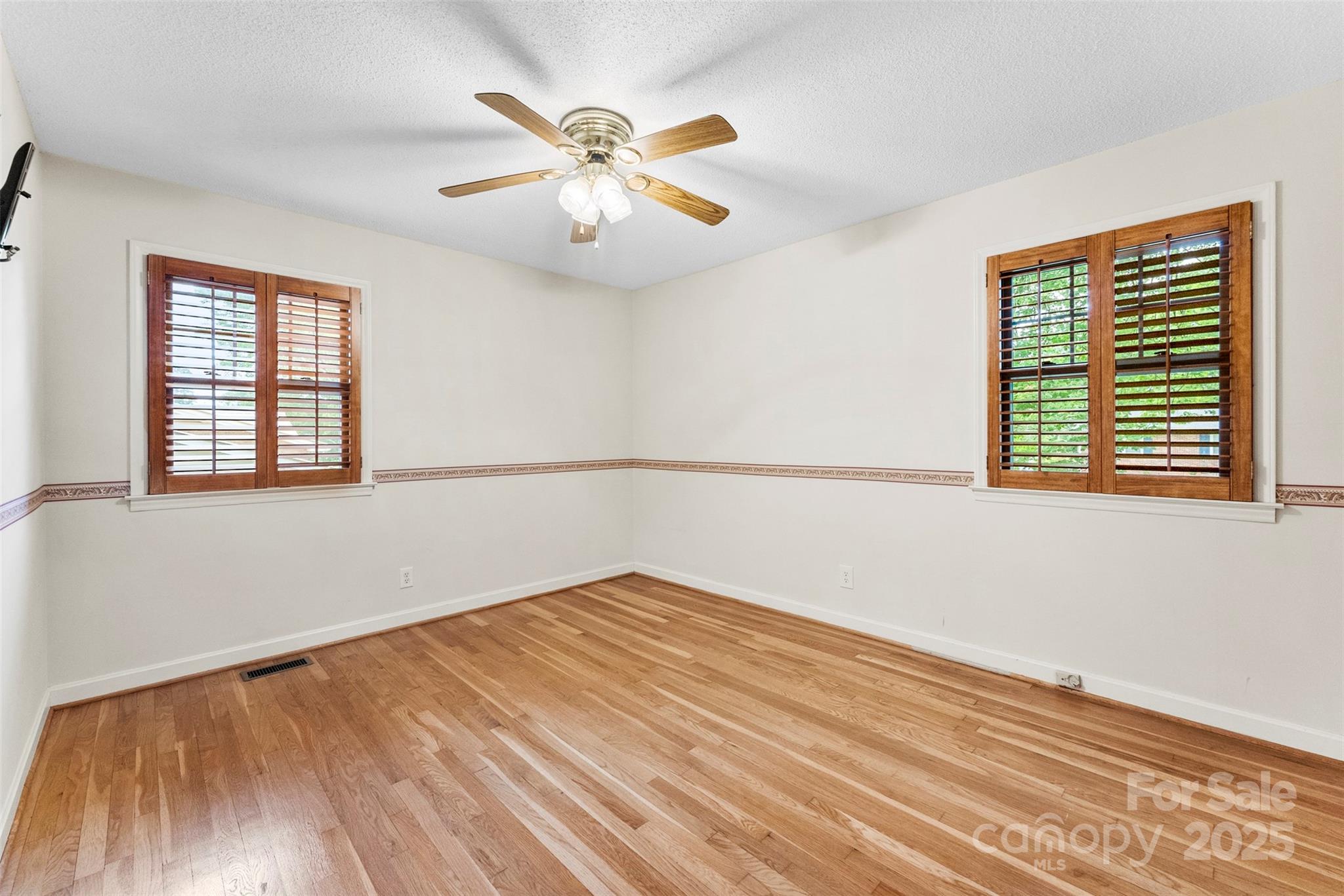 4107 Windwood Drive