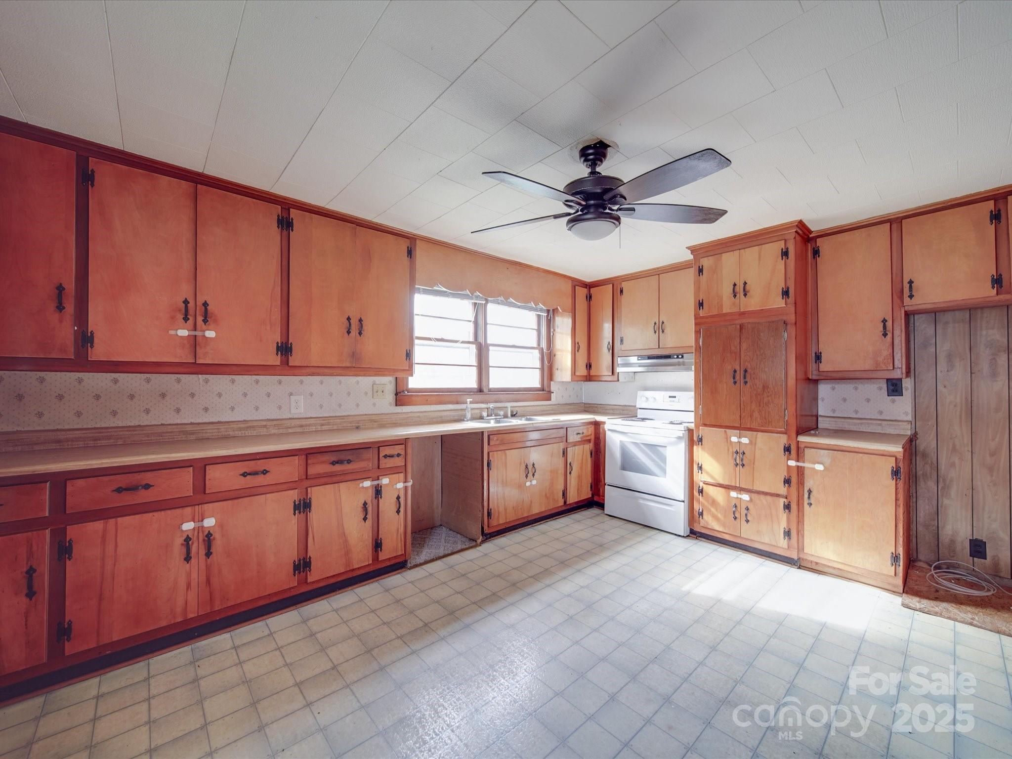 201 Robinson Road