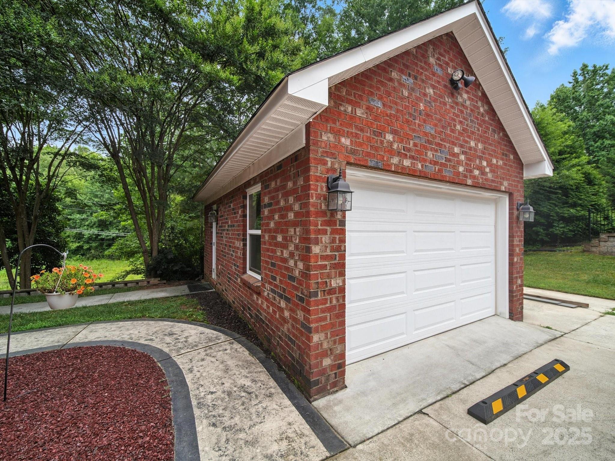 2769 Independence Way