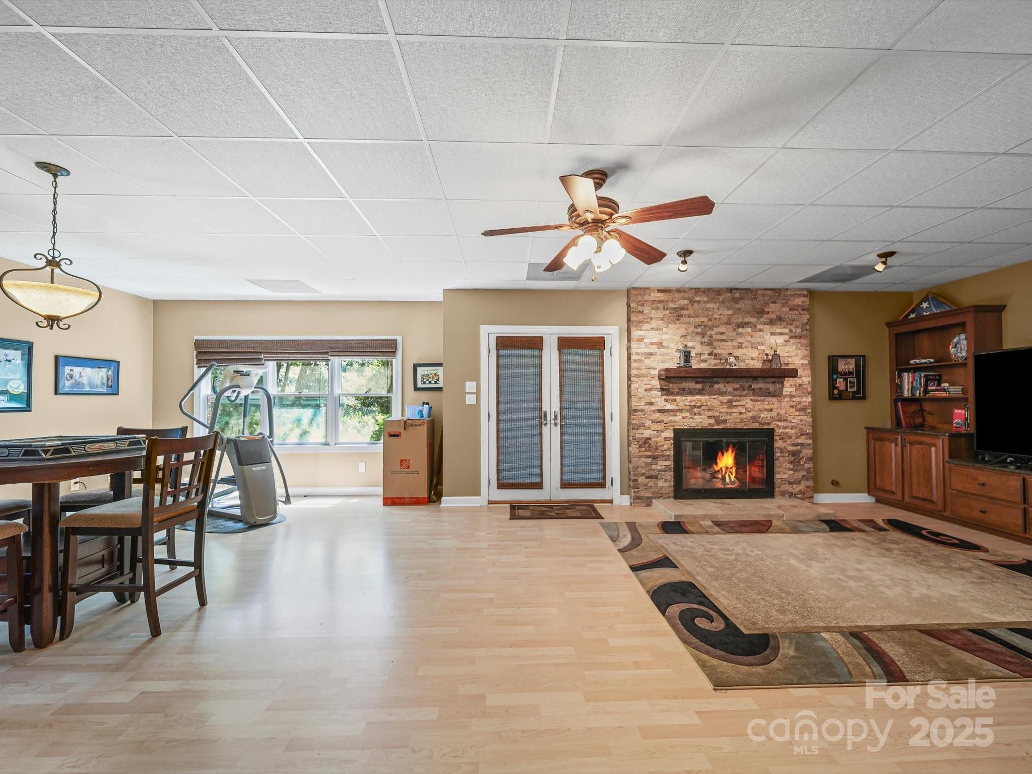 2769 Independence Way