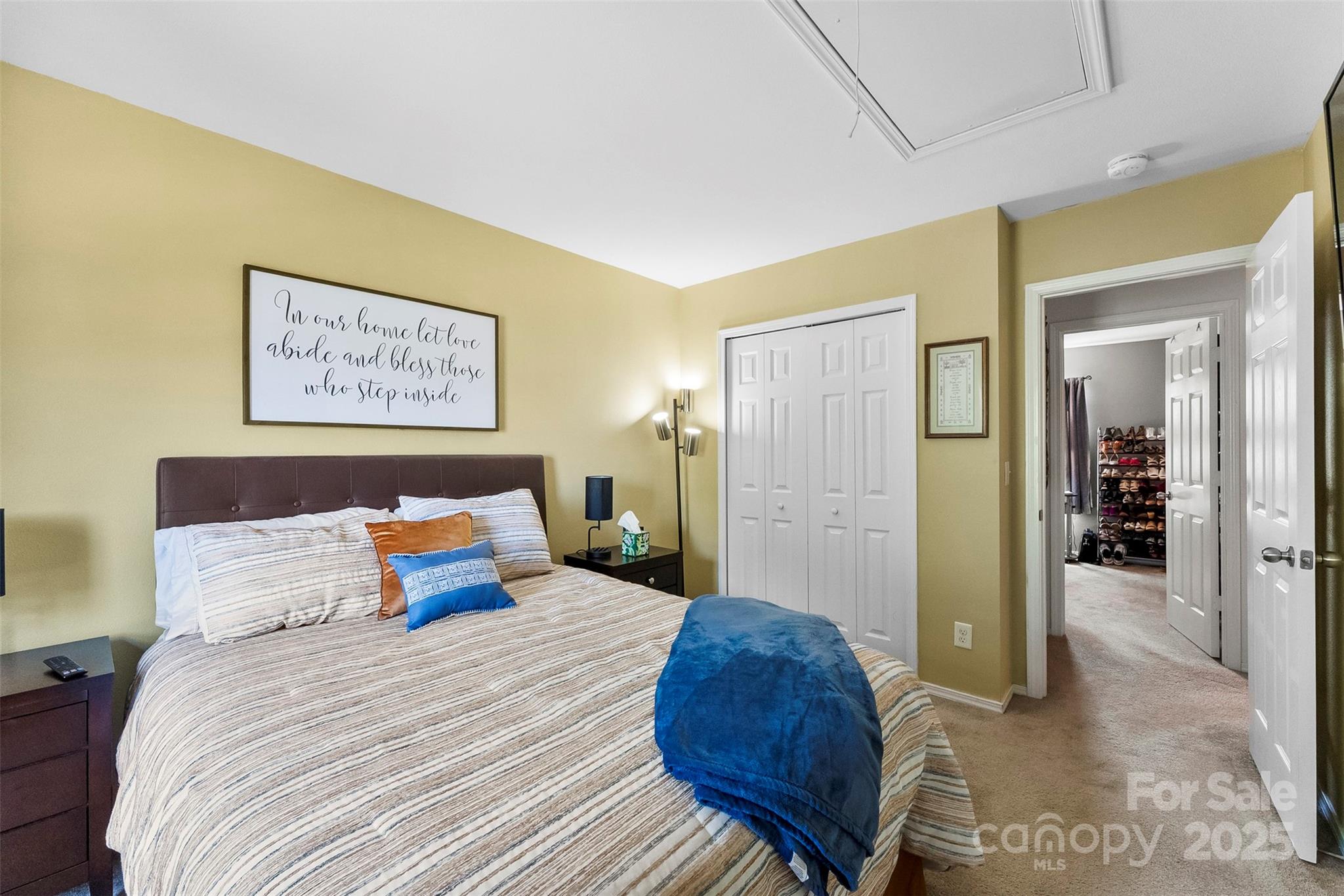924 Willow Creek Drive