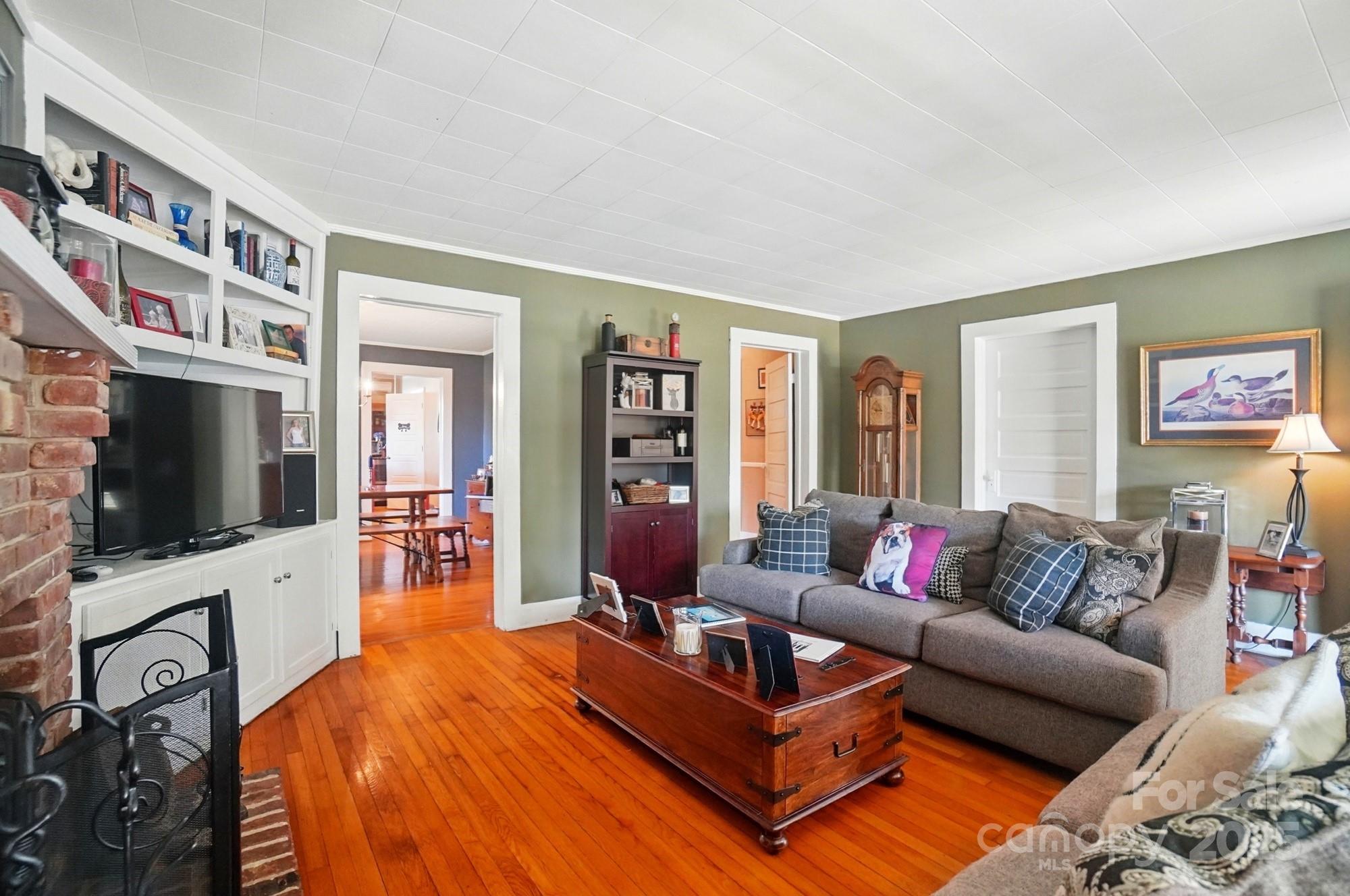 22 Poplar Street