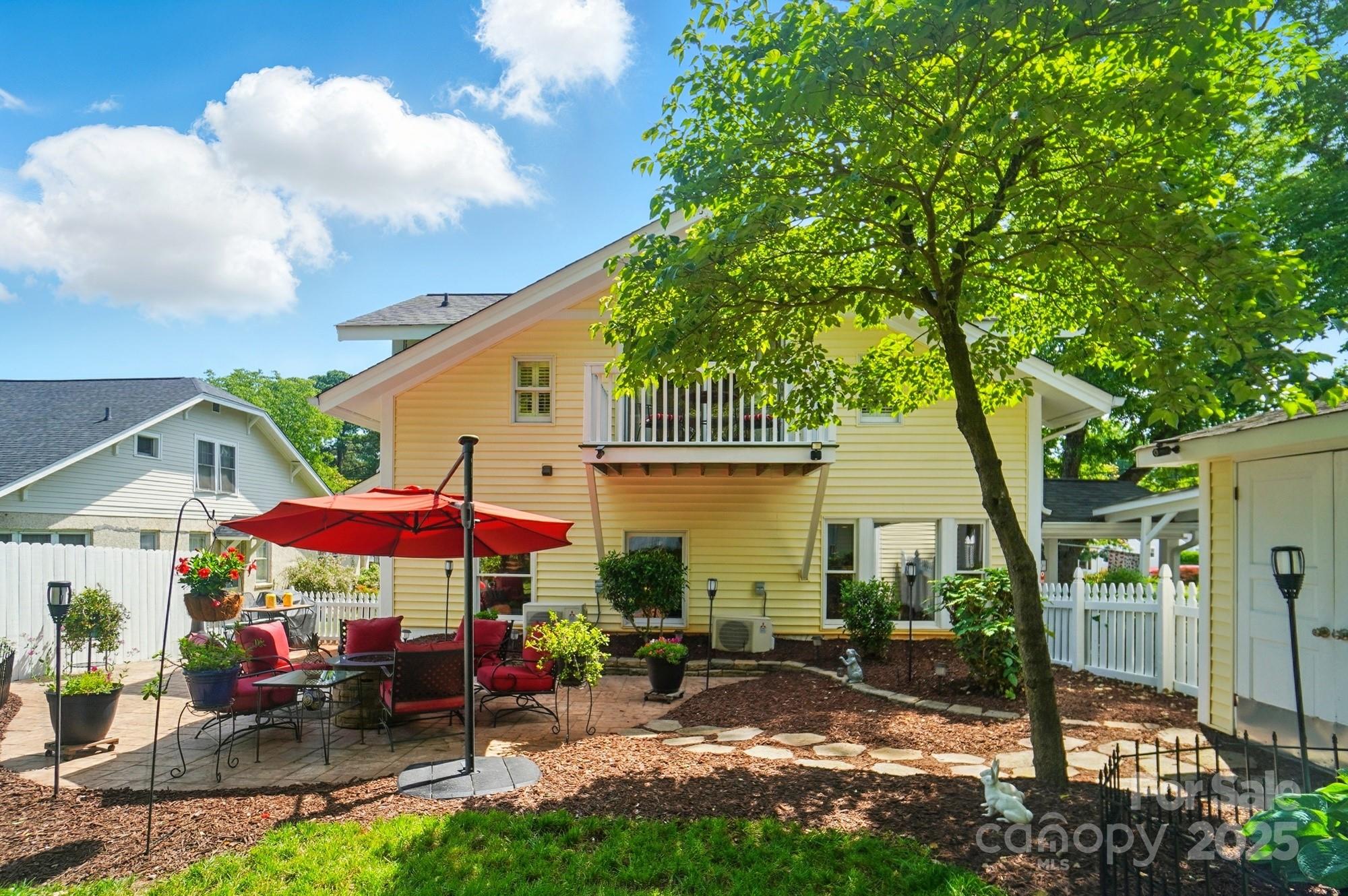 22 Poplar Street