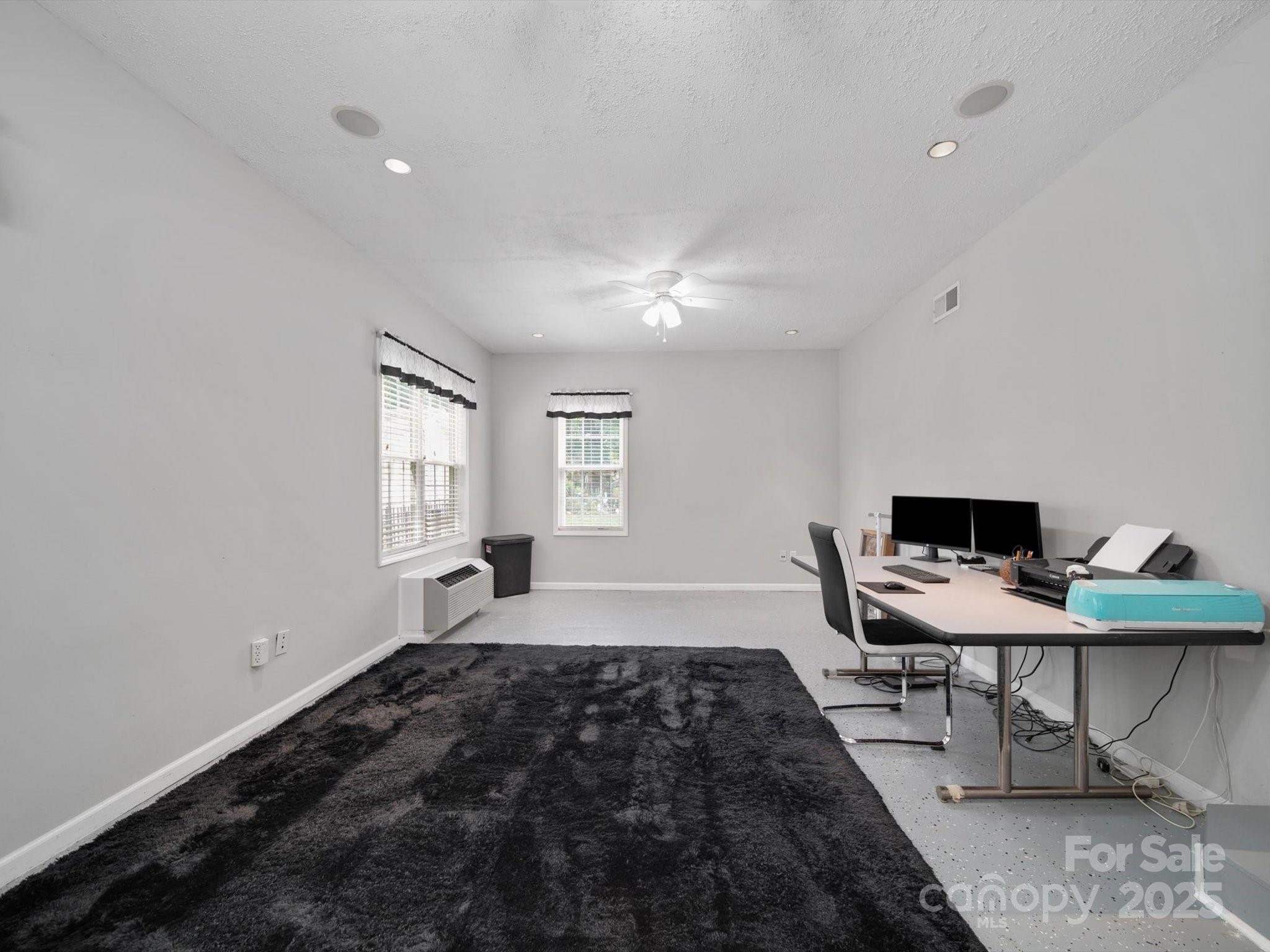 713 Hickory Hill Court