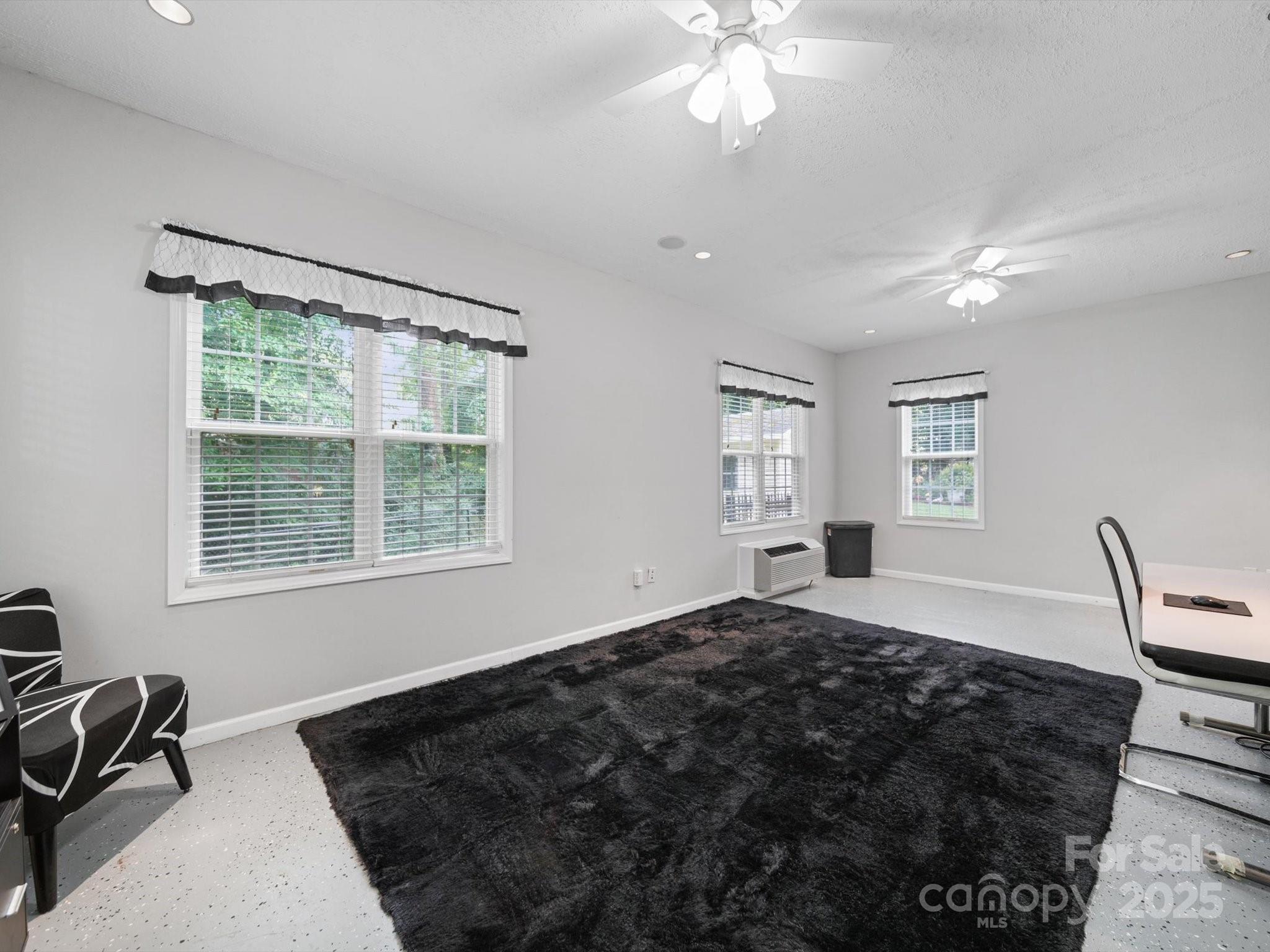 713 Hickory Hill Court