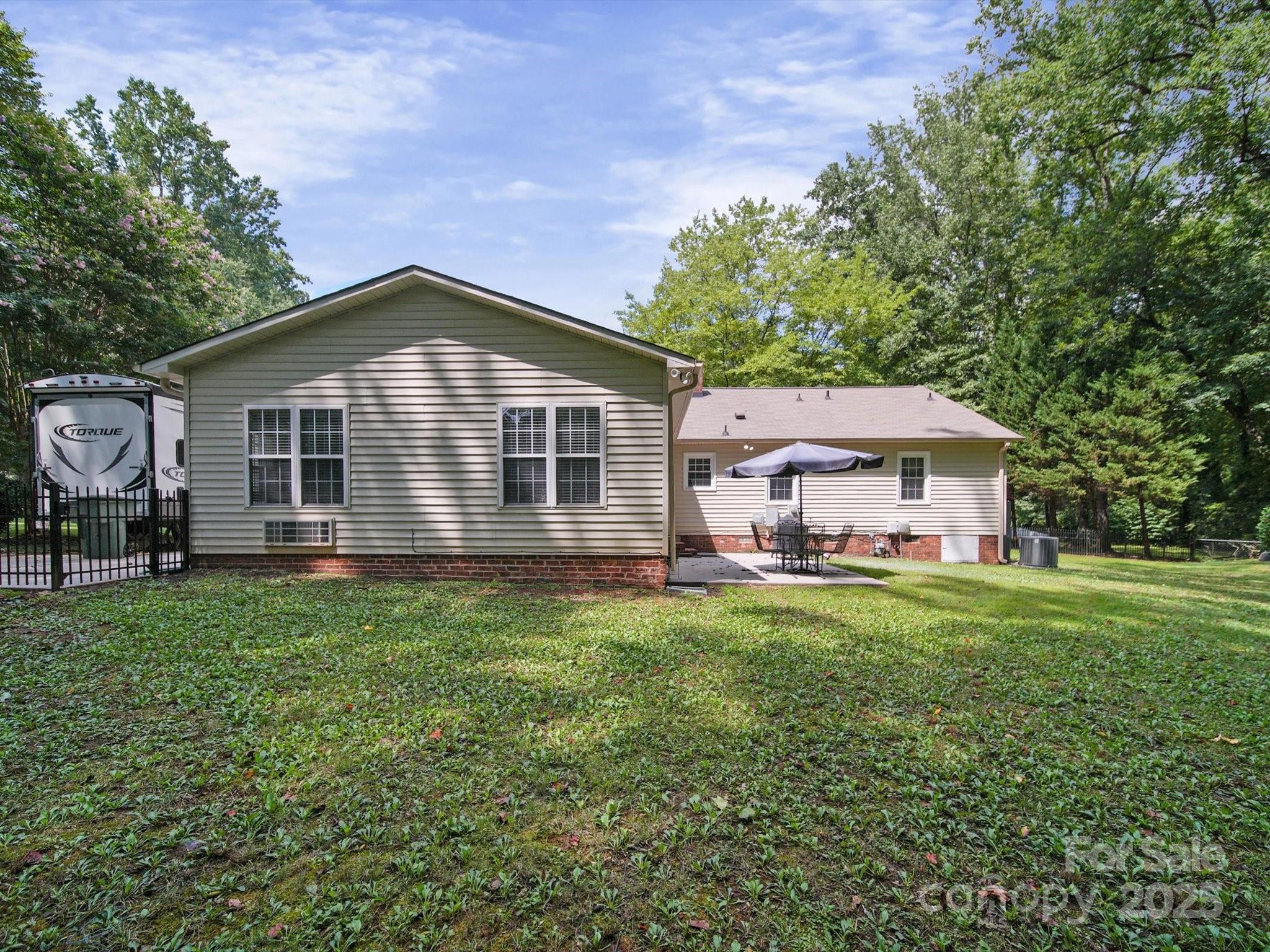 713 Hickory Hill Court
