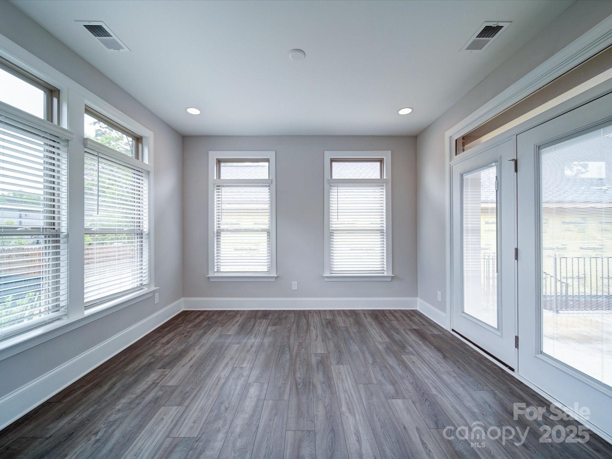 413 Newstyle Way
