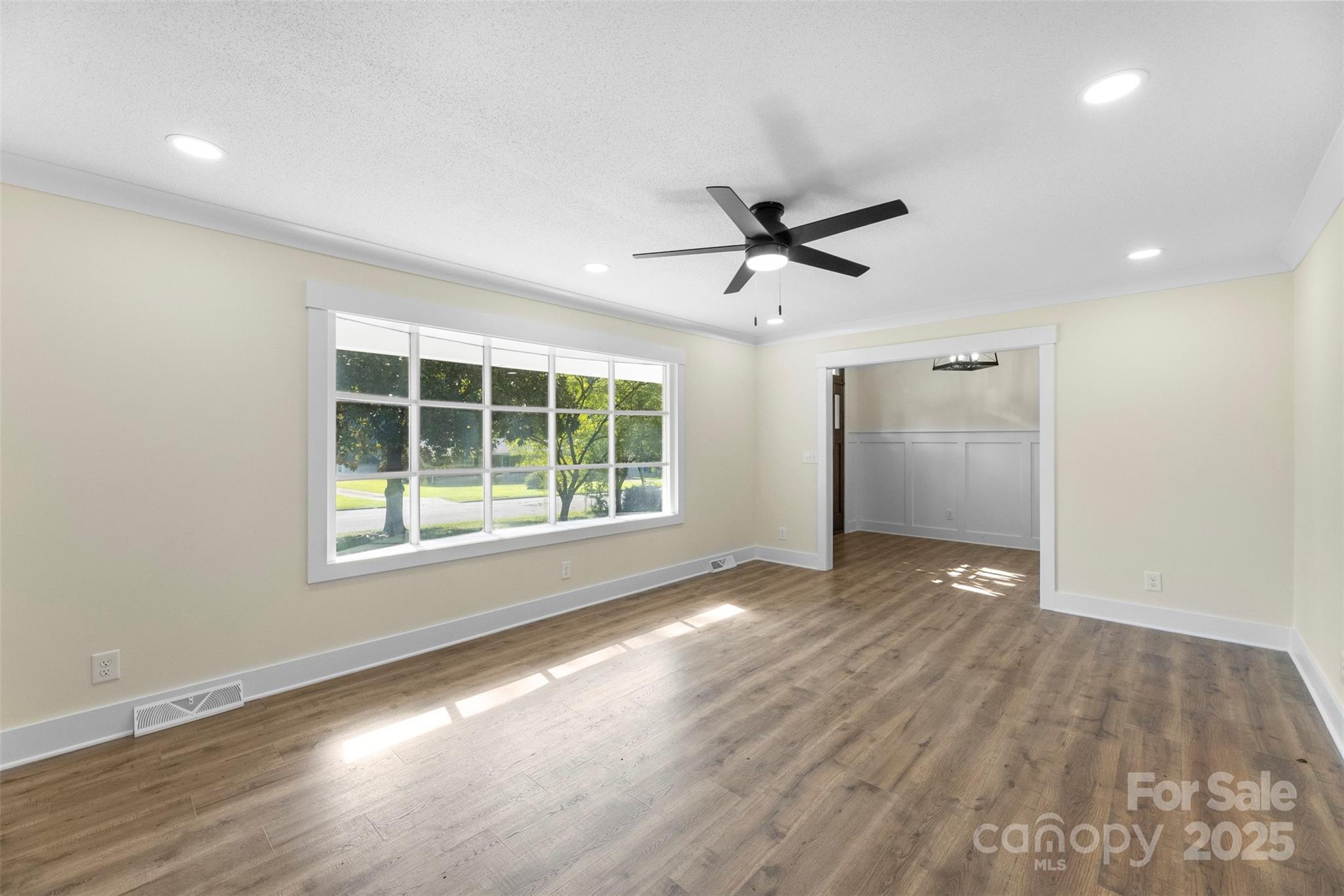 1915 Kingston Drive