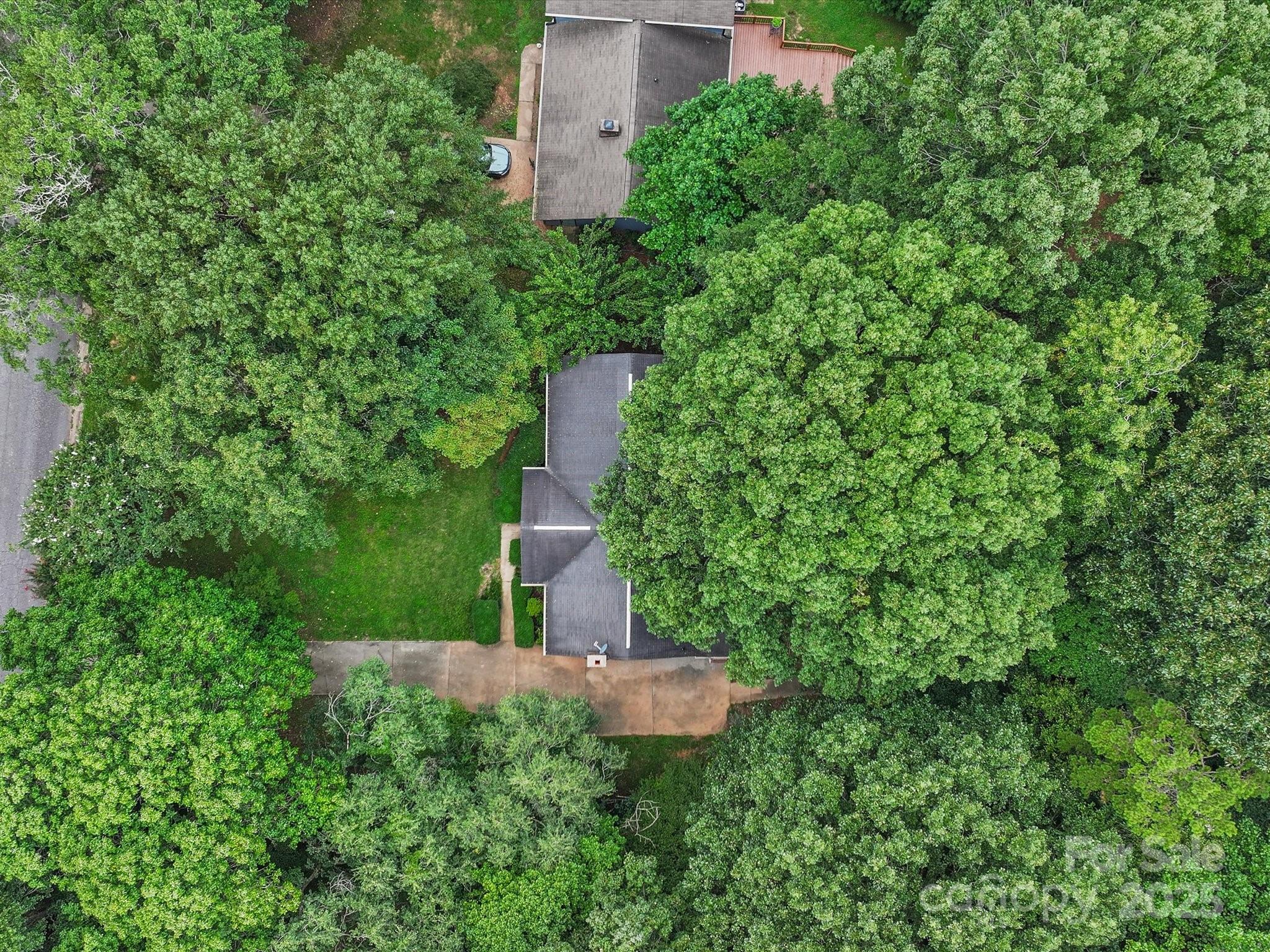 222 Woodridge Drive