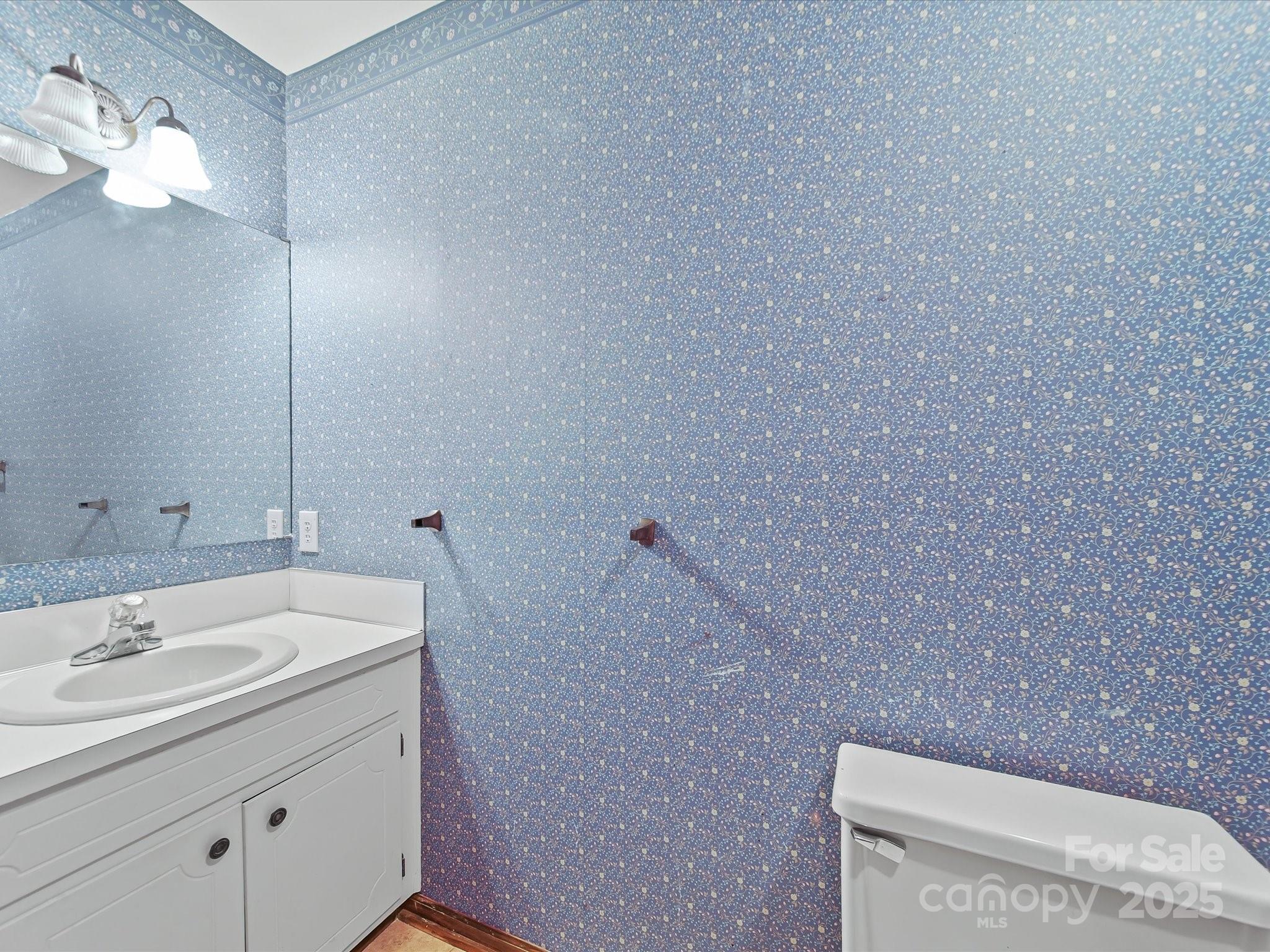 222 Woodridge Drive