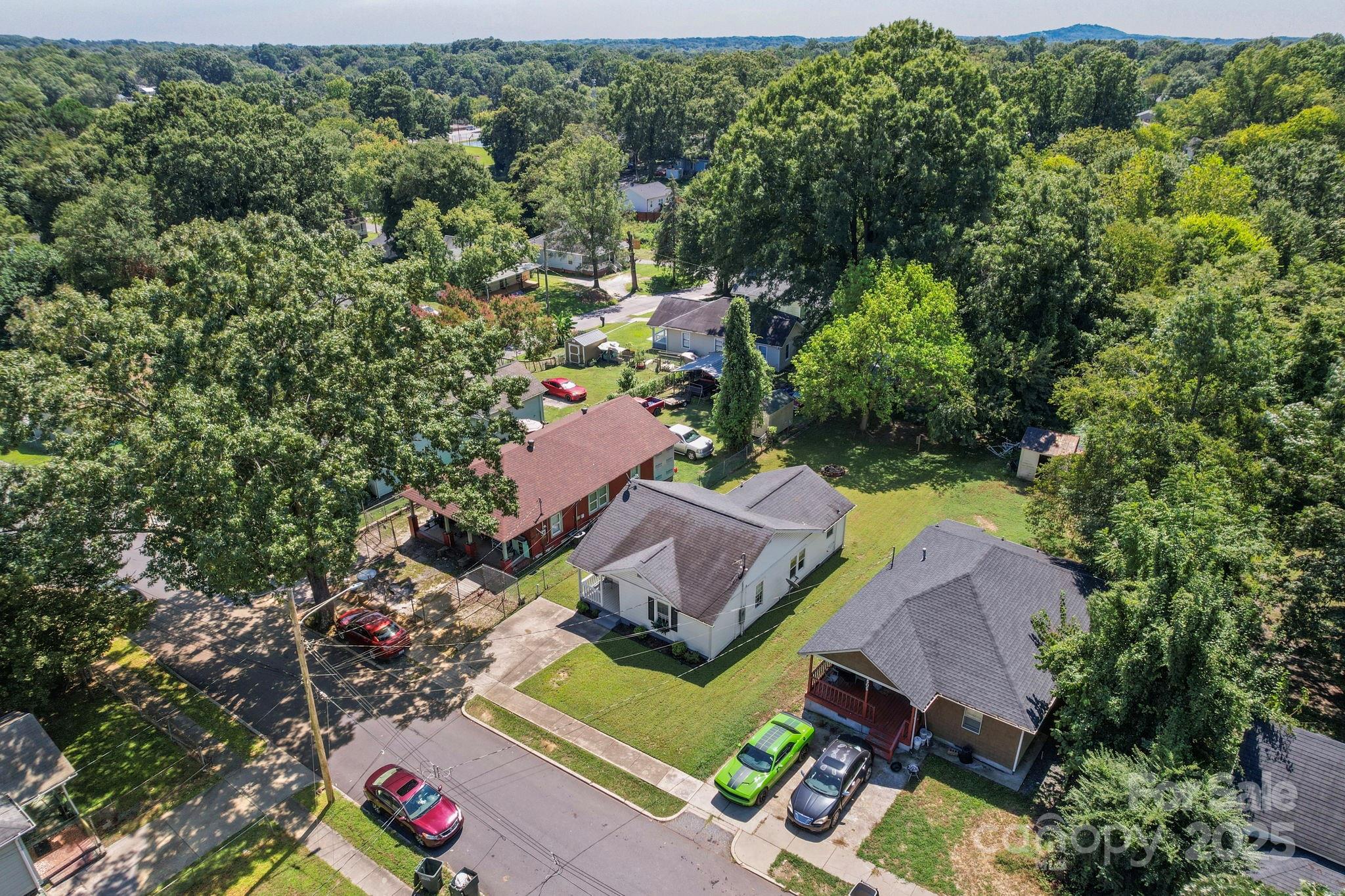 507 E Maple Avenue