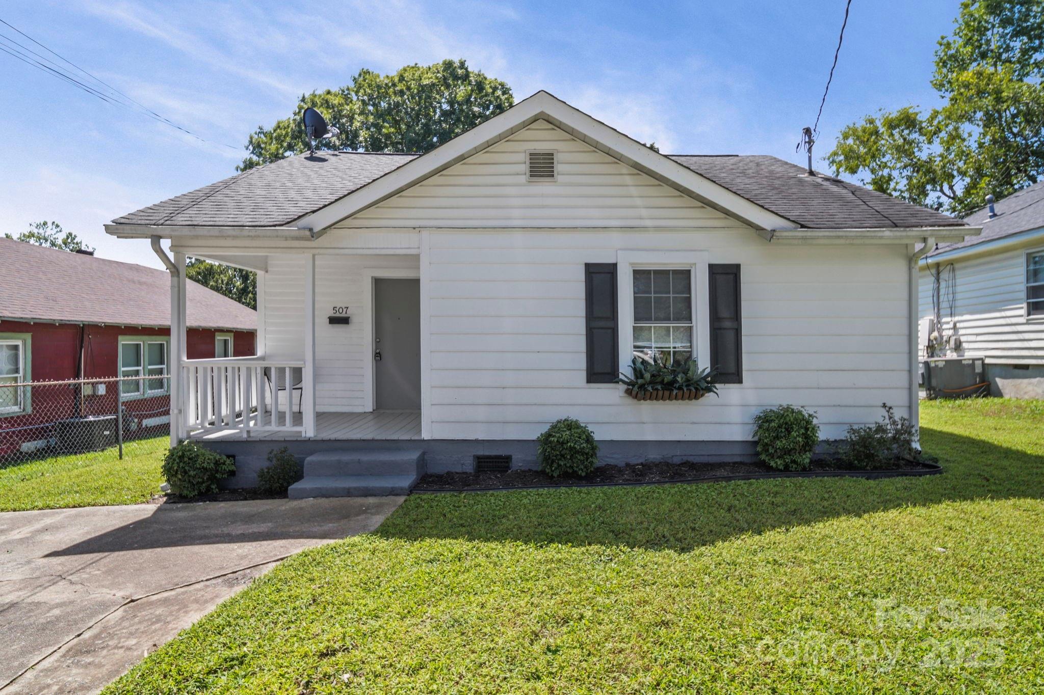 507 E Maple Avenue