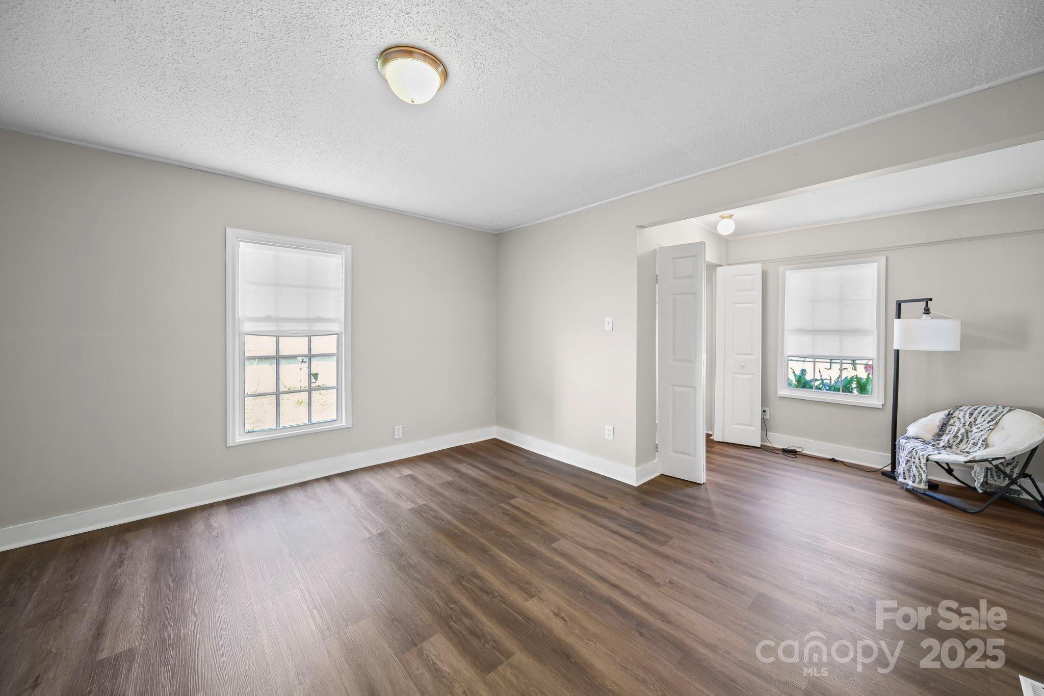 507 E Maple Avenue