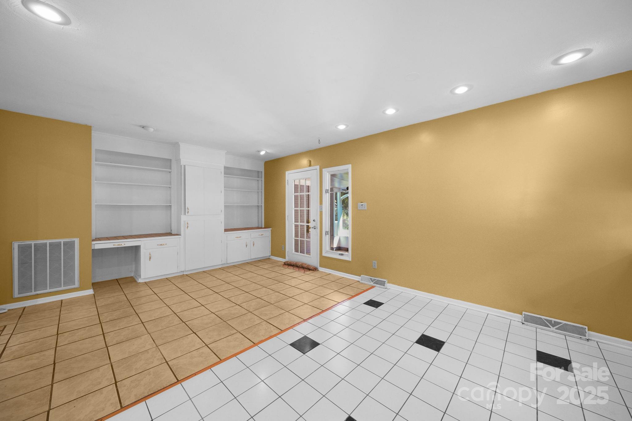601 Eastwood Drive