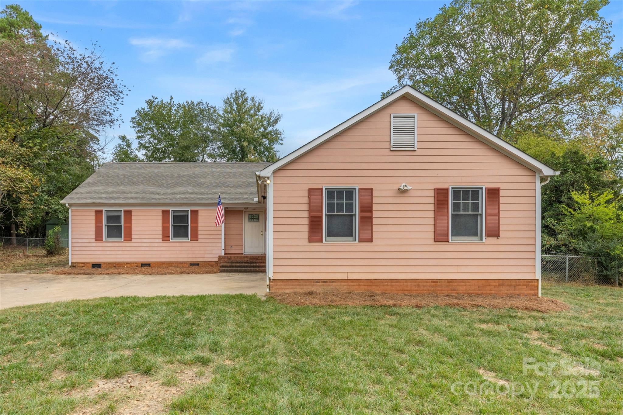 140 Smoke Tree Court