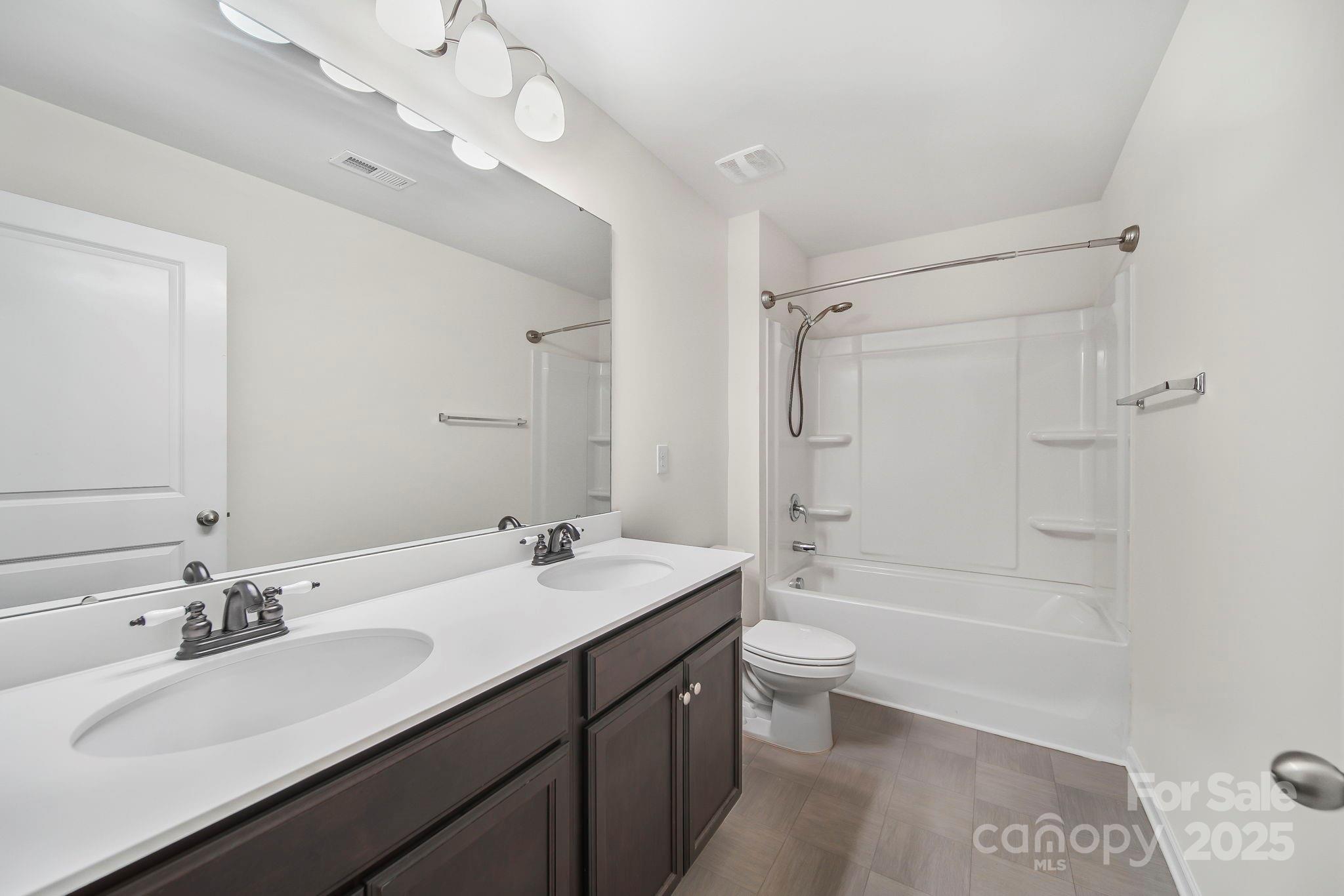 3120 Green Apple Drive