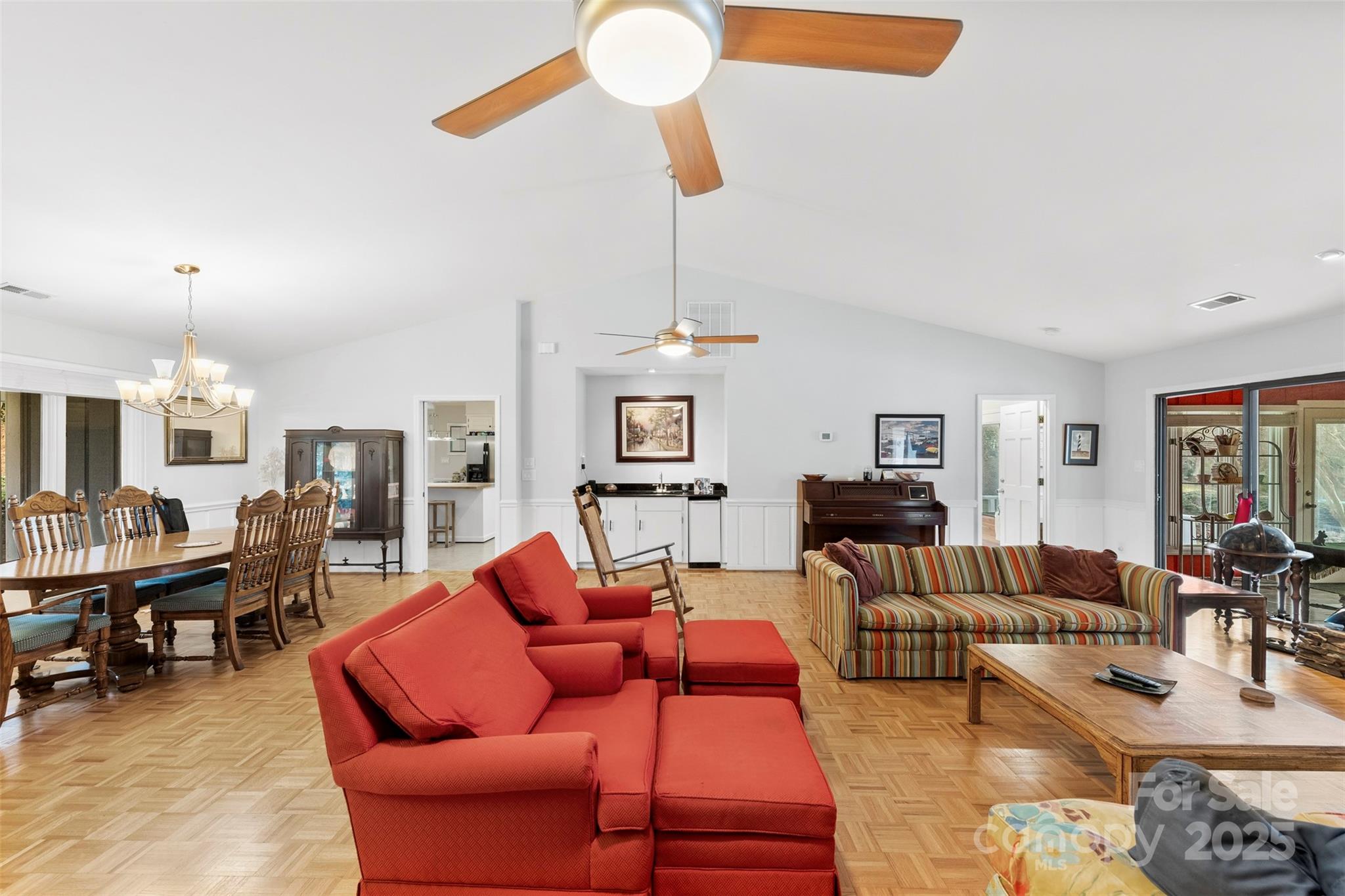 3623 E Club Colony Drive