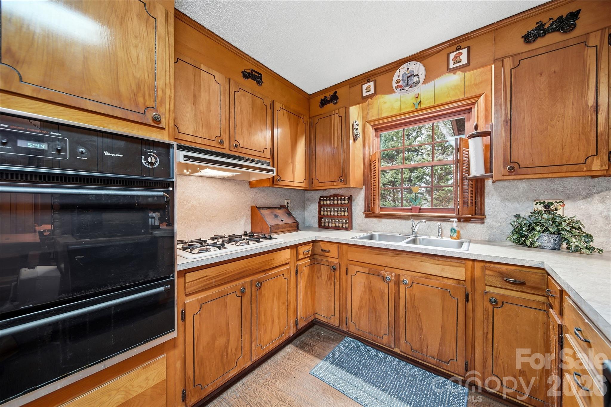 4115 Greenhaven Lane