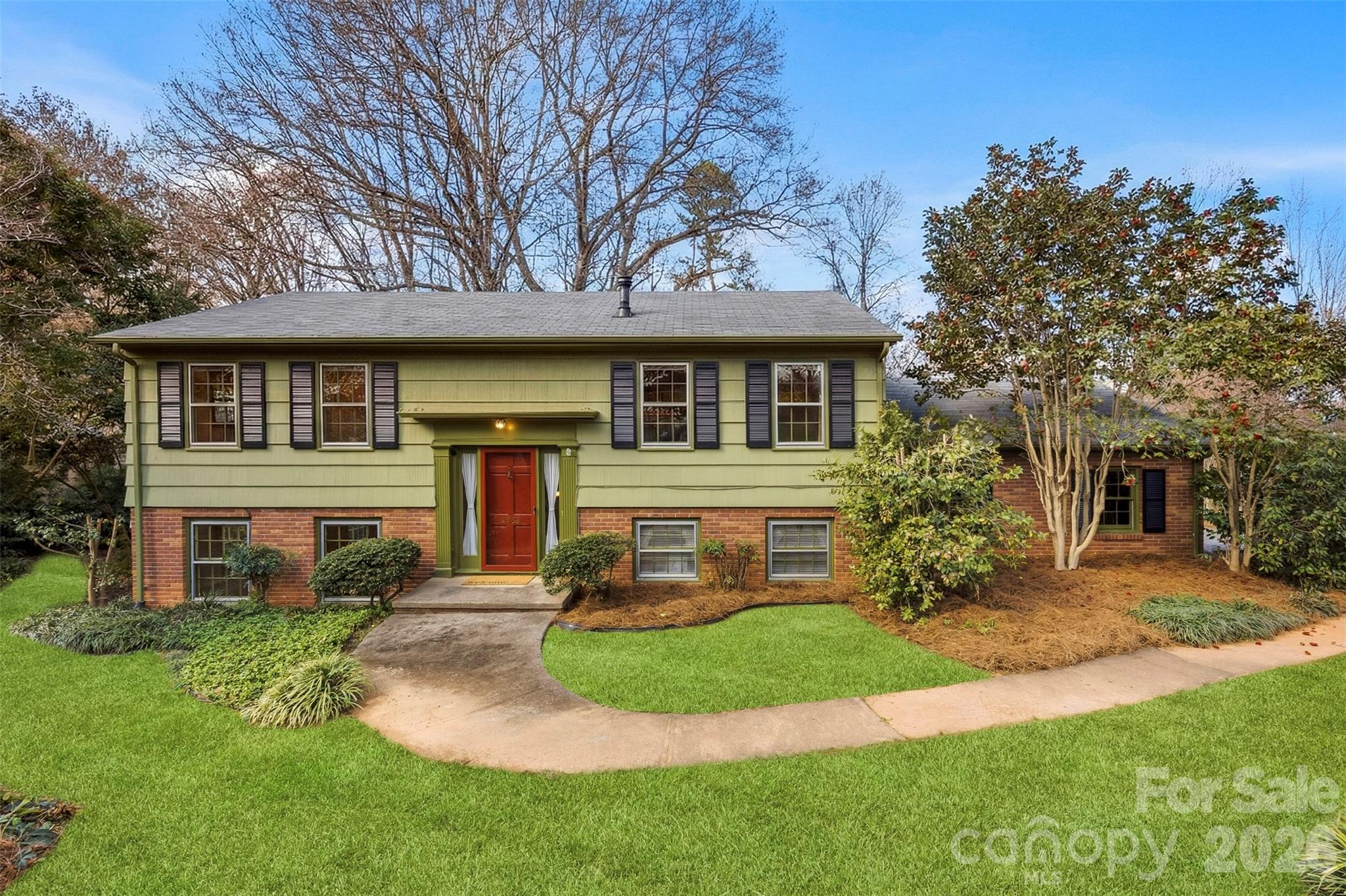 2968 Club Drive