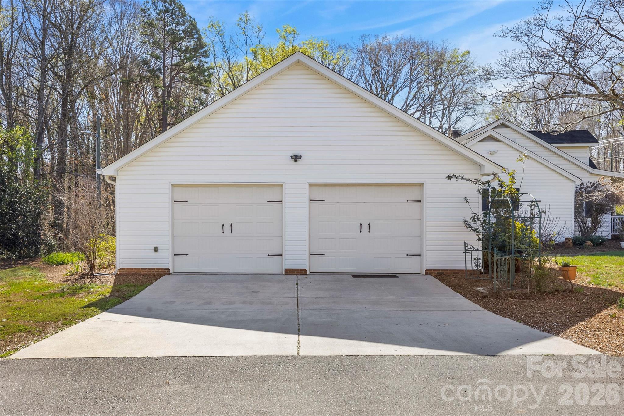 2270 Lowell Bethesda Road