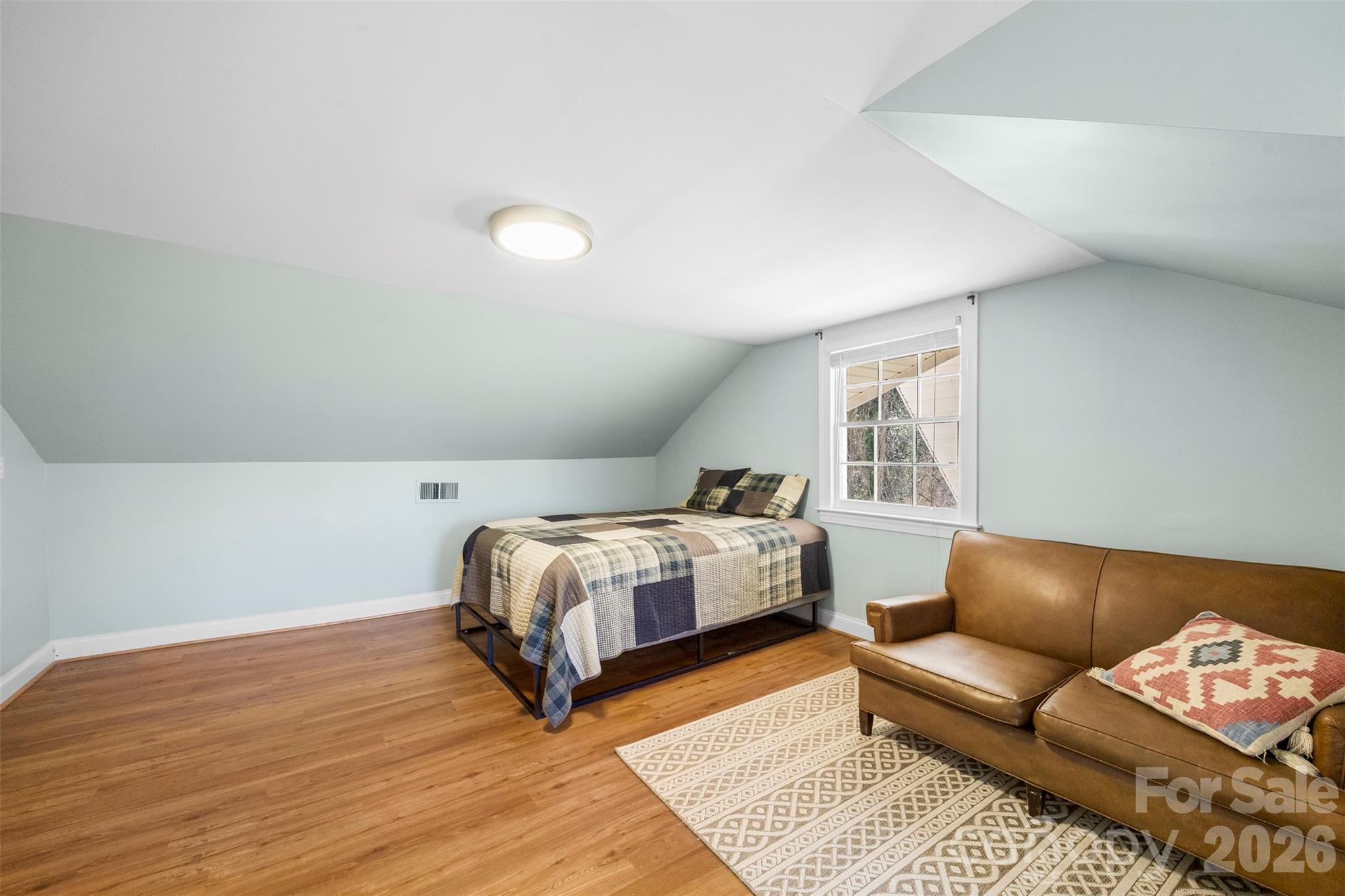 2270 Lowell Bethesda Road