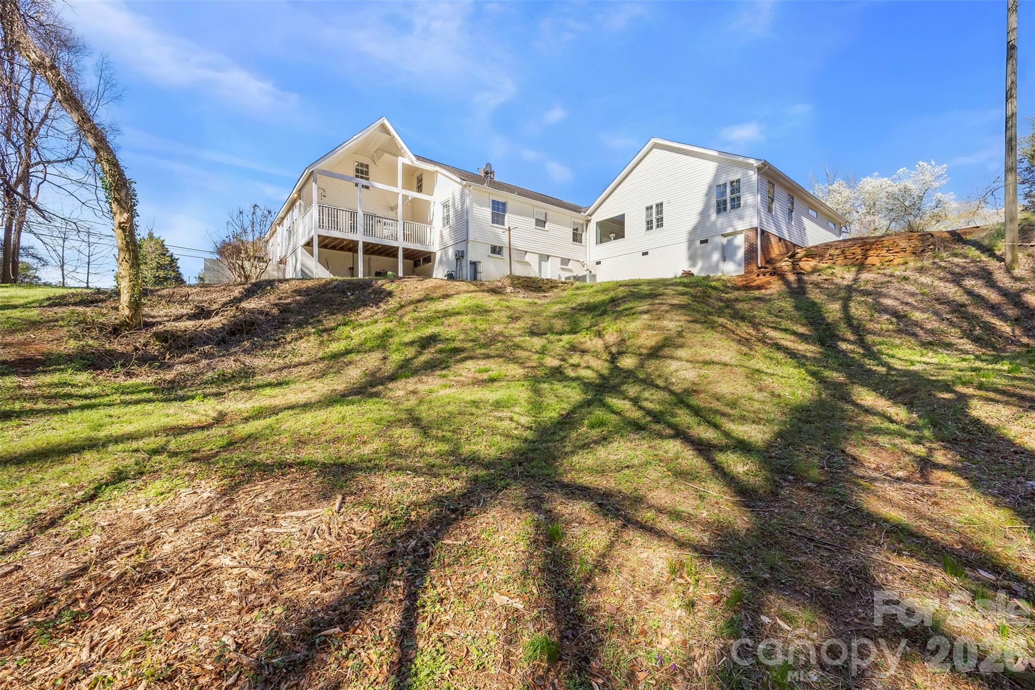 2270 Lowell Bethesda Road