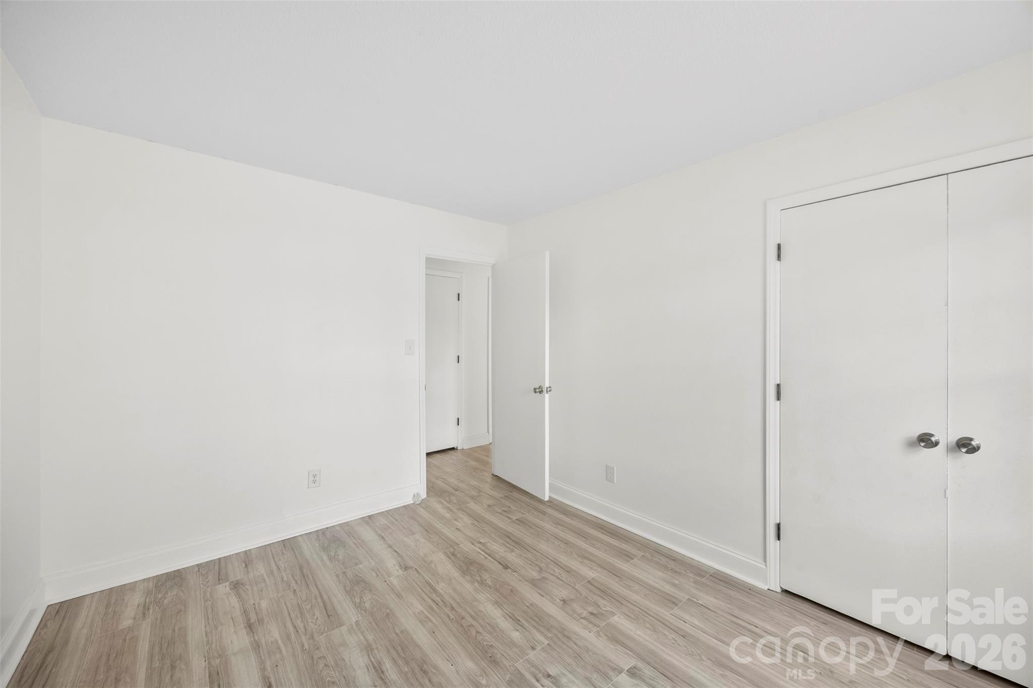 425 Whitethorn Drive